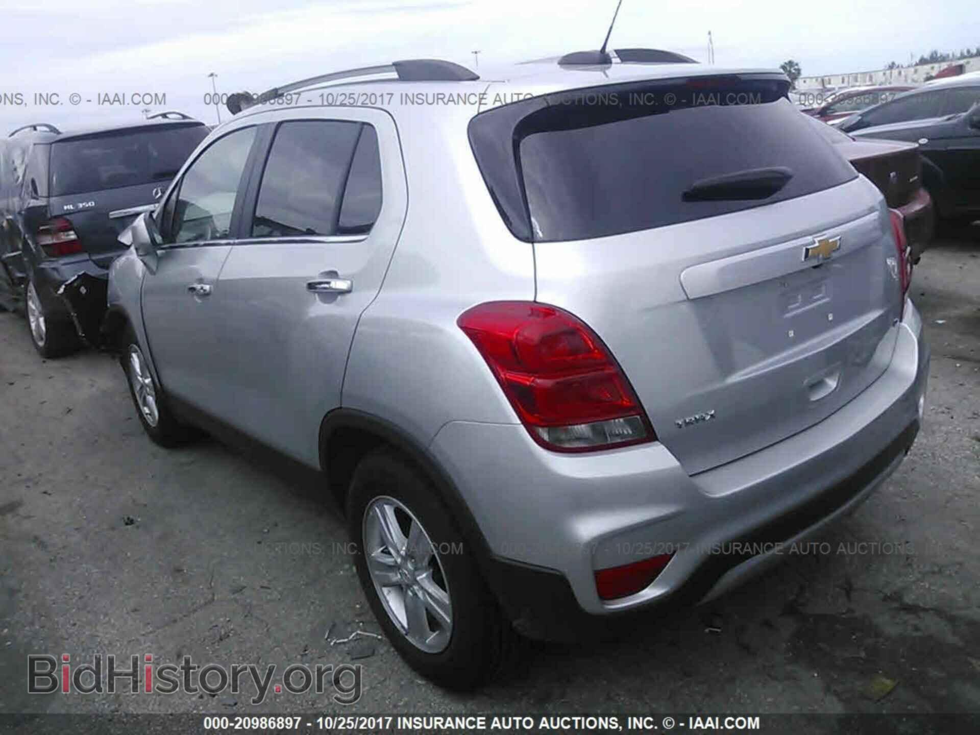 2017 Chevrolet Trax - VIN: KL7CJLSB6HB094215 - Фото 3
