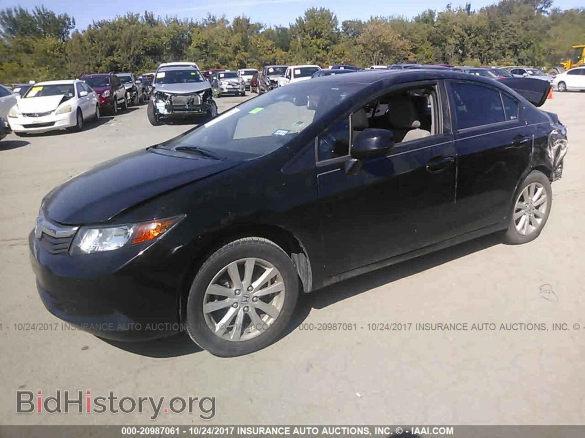 2012 Honda Civic - VIN: 2HGFB2F80CH331367 - Фото 2