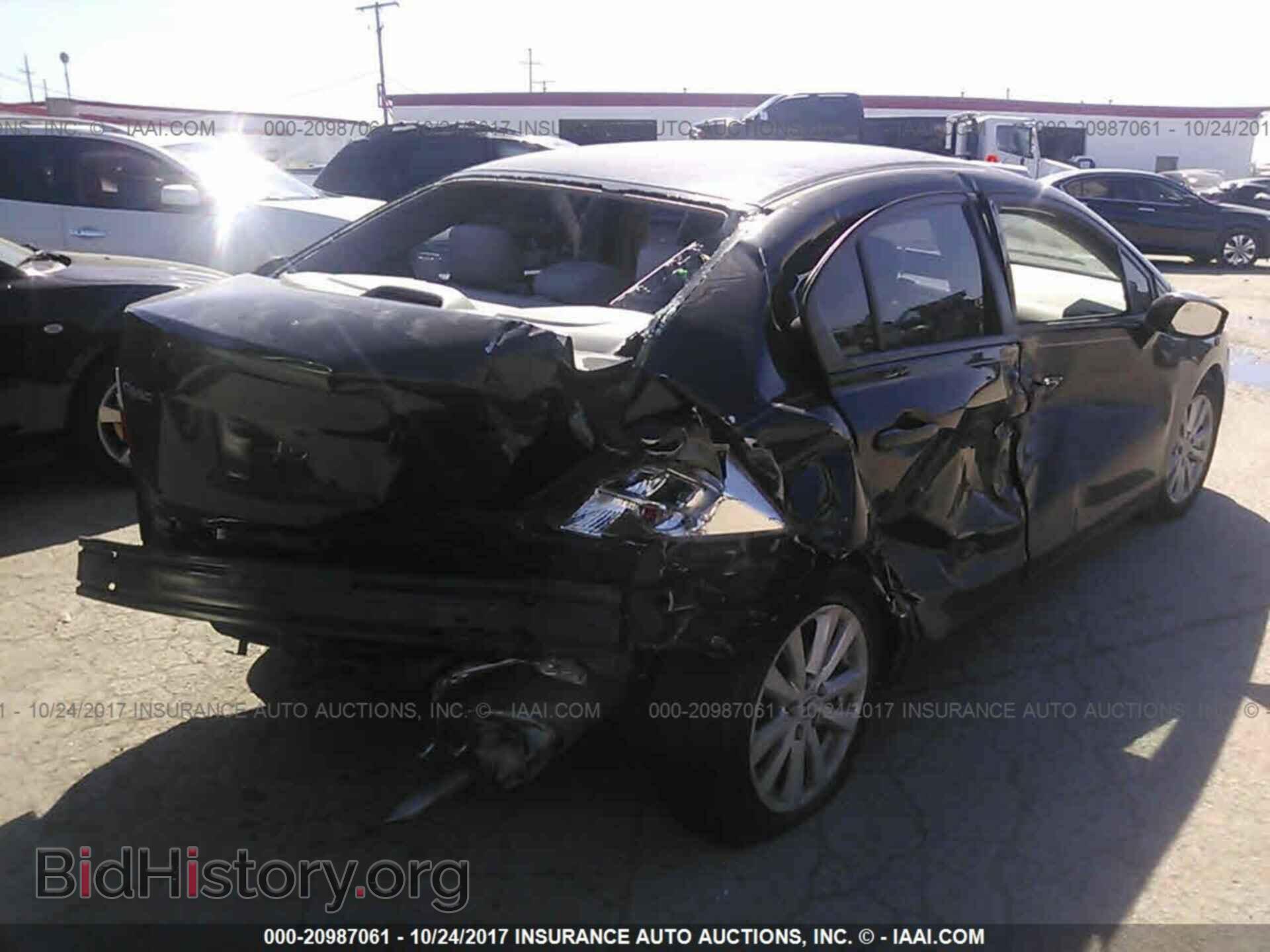 2012 Honda Civic - VIN: 2HGFB2F80CH331367 - Фото 6