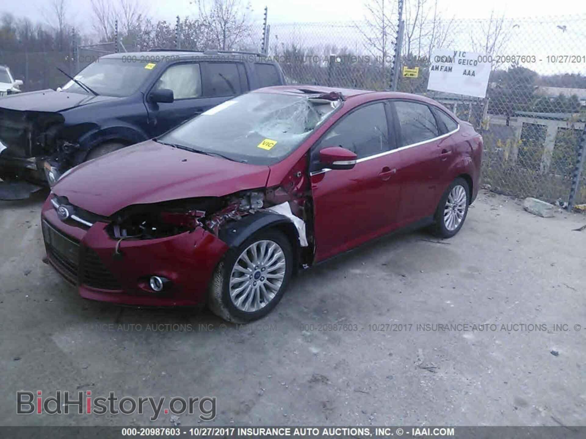 2012 Ford Focus - VIN: 1FAHP3J2XCL362362 - Photo 2