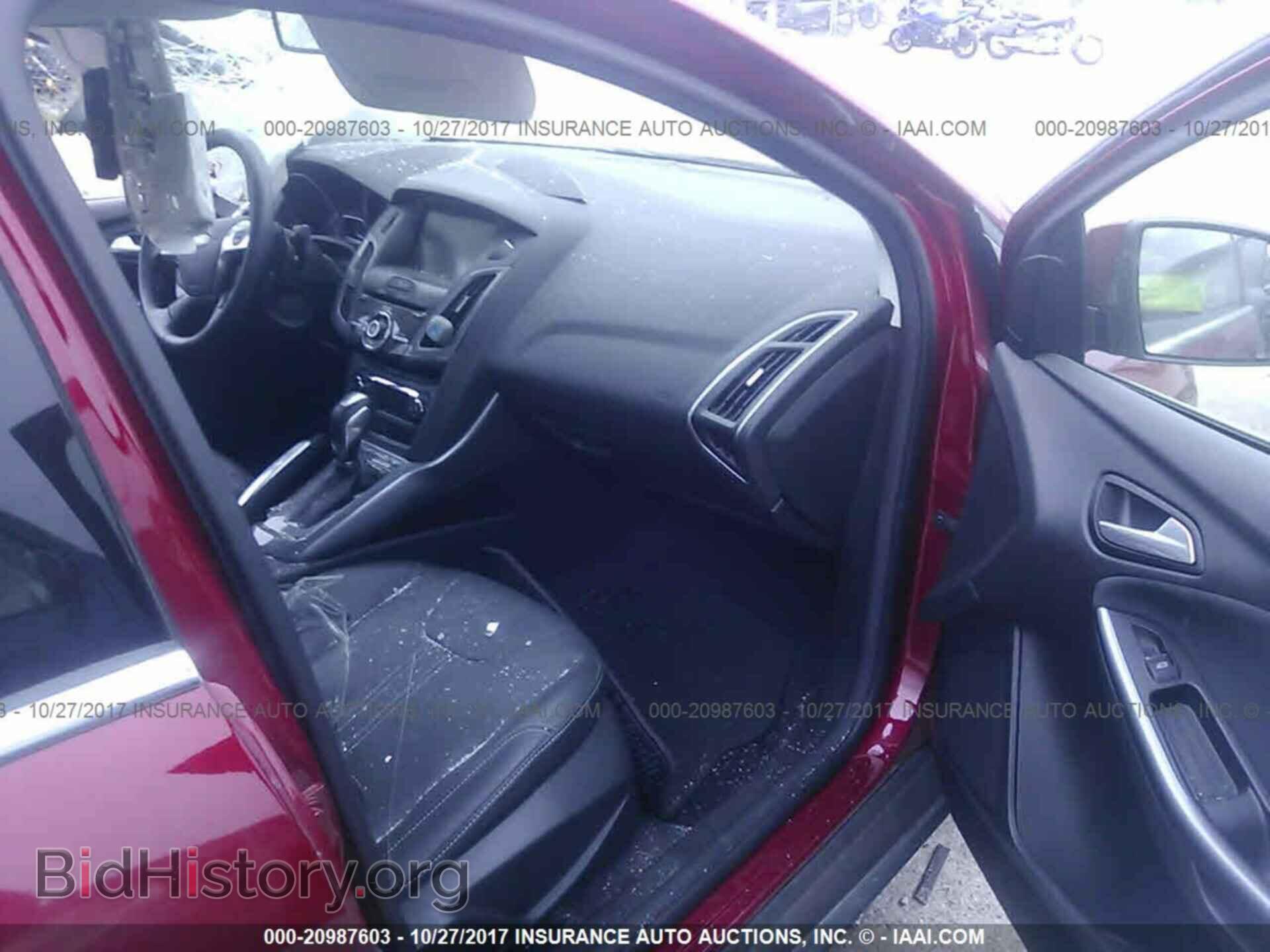 2012 Ford Focus - VIN: 1FAHP3J2XCL362362 - Photo 5