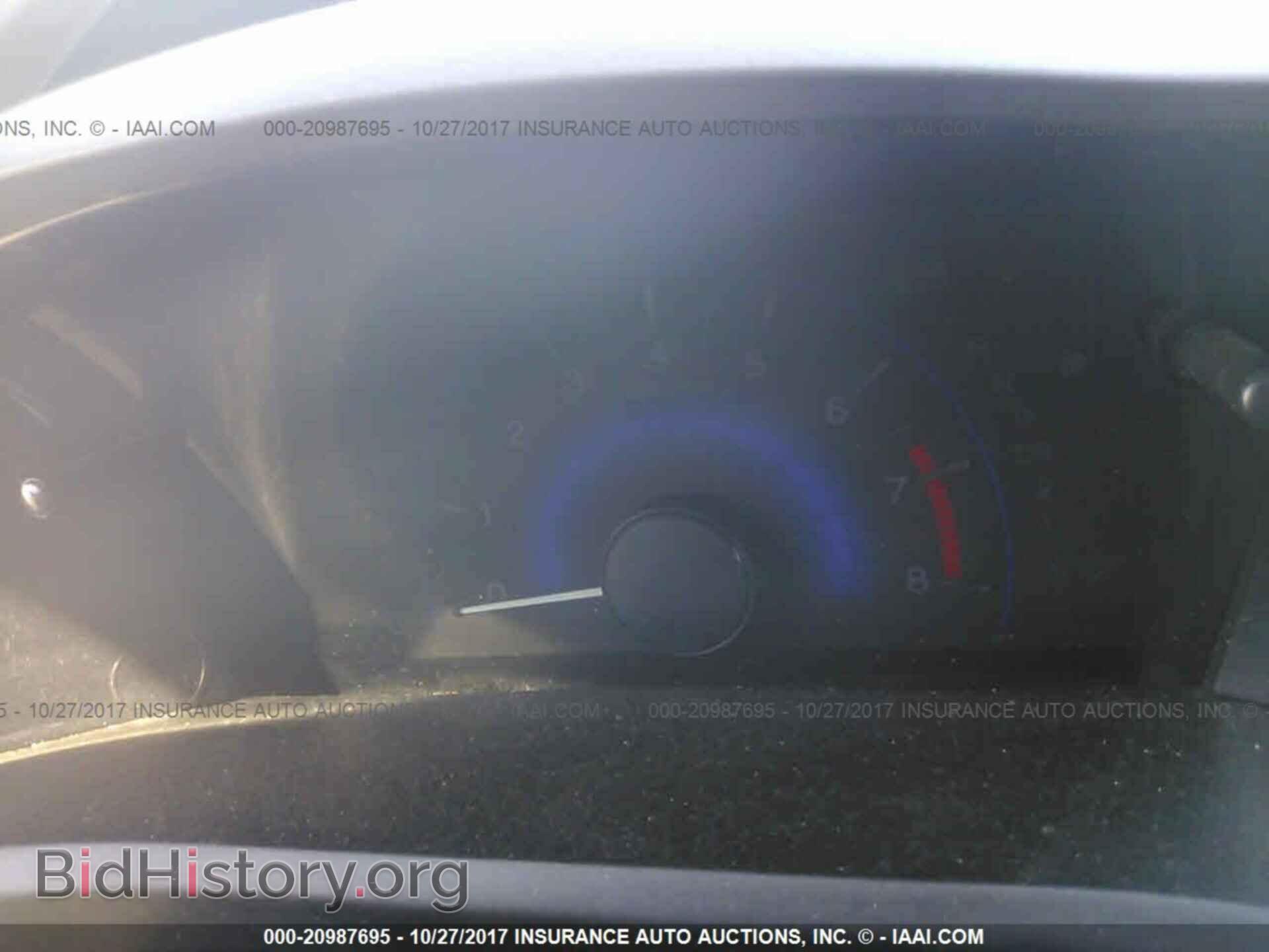 2012 Honda Civic - VIN: 2HGFB2F55CH557250 - Photo 7