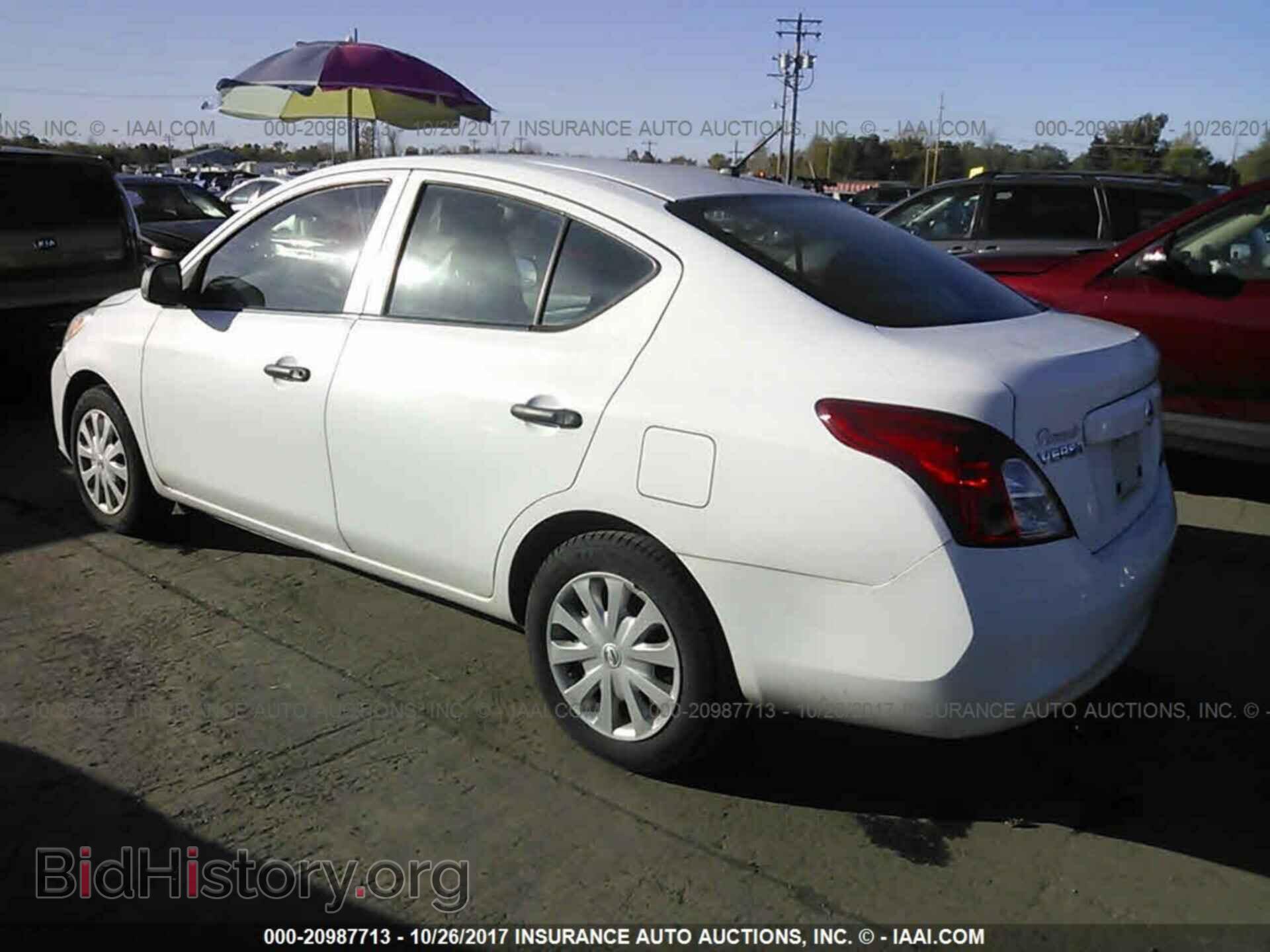 2012 Nissan Versa - VIN: 3N1CN7AP8CL831033 - Фото 3