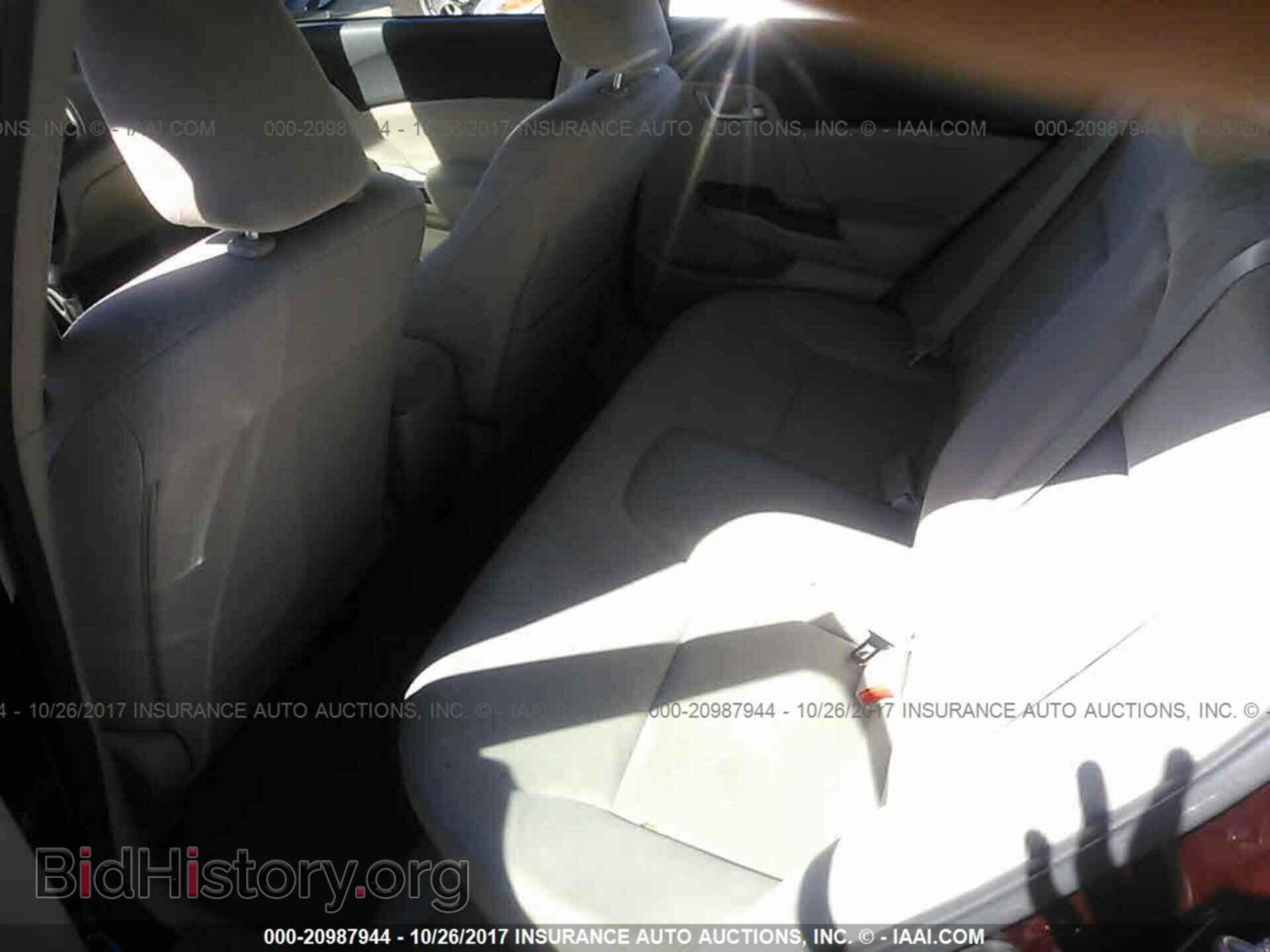 2012 Honda Civic - VIN: 19XFB2F53CE044797 - Photo 8