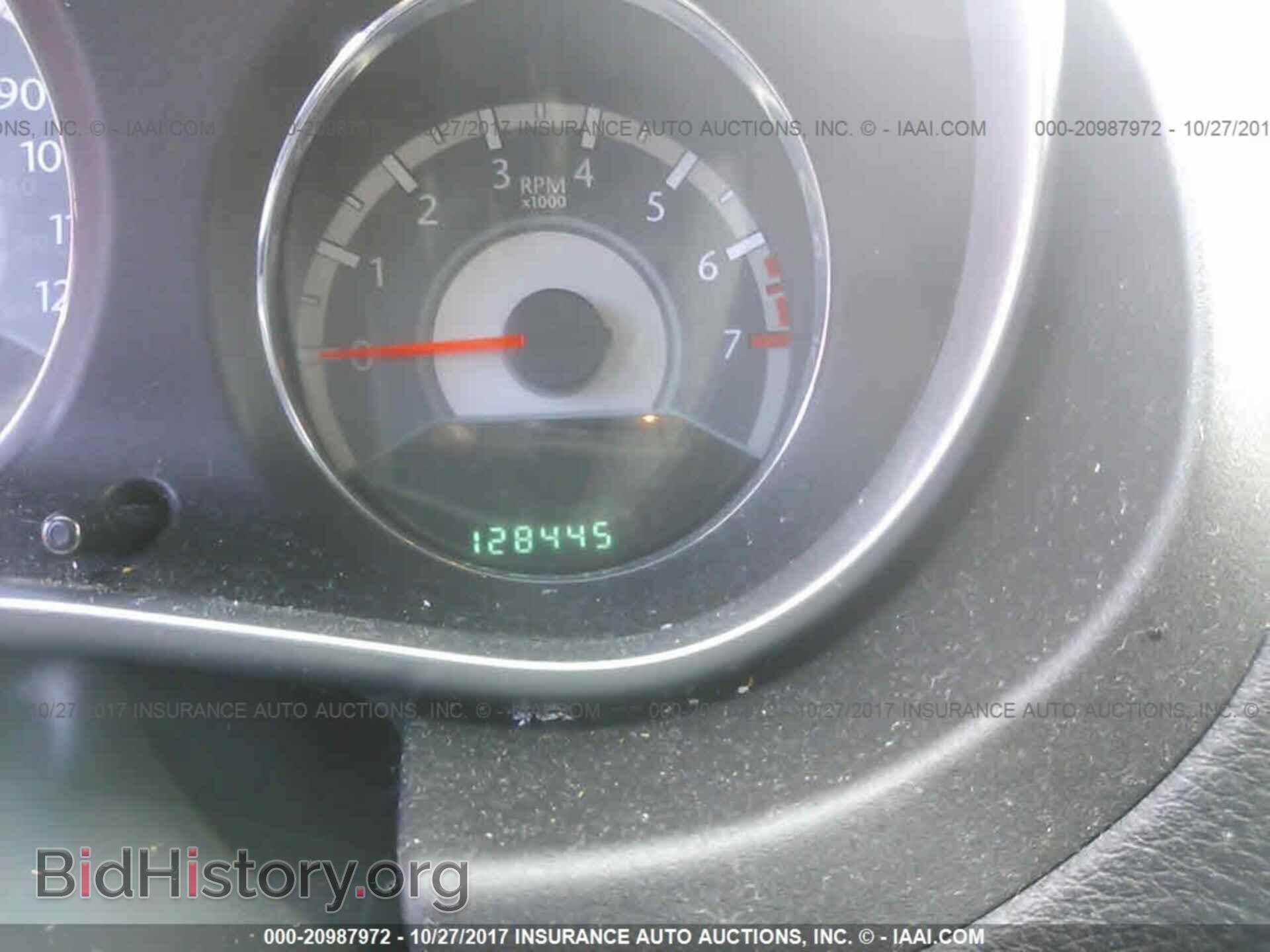 2011 Chrysler 200 - VIN: 1C3BC4FB0BN522010 - Photo 7