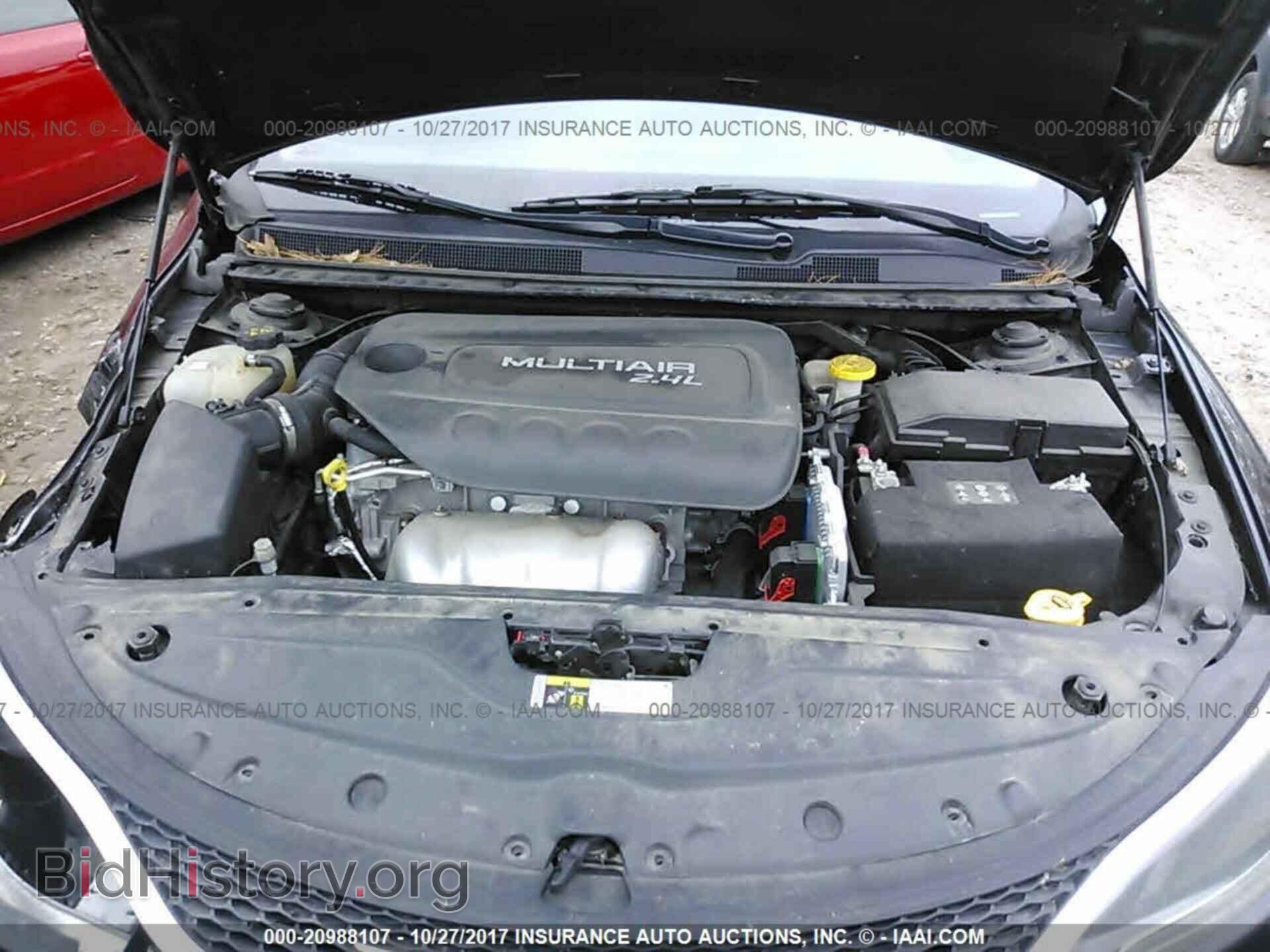 2015 Chrysler 200 - VIN: 1C3CCCAB2FN557577 - Photo 10