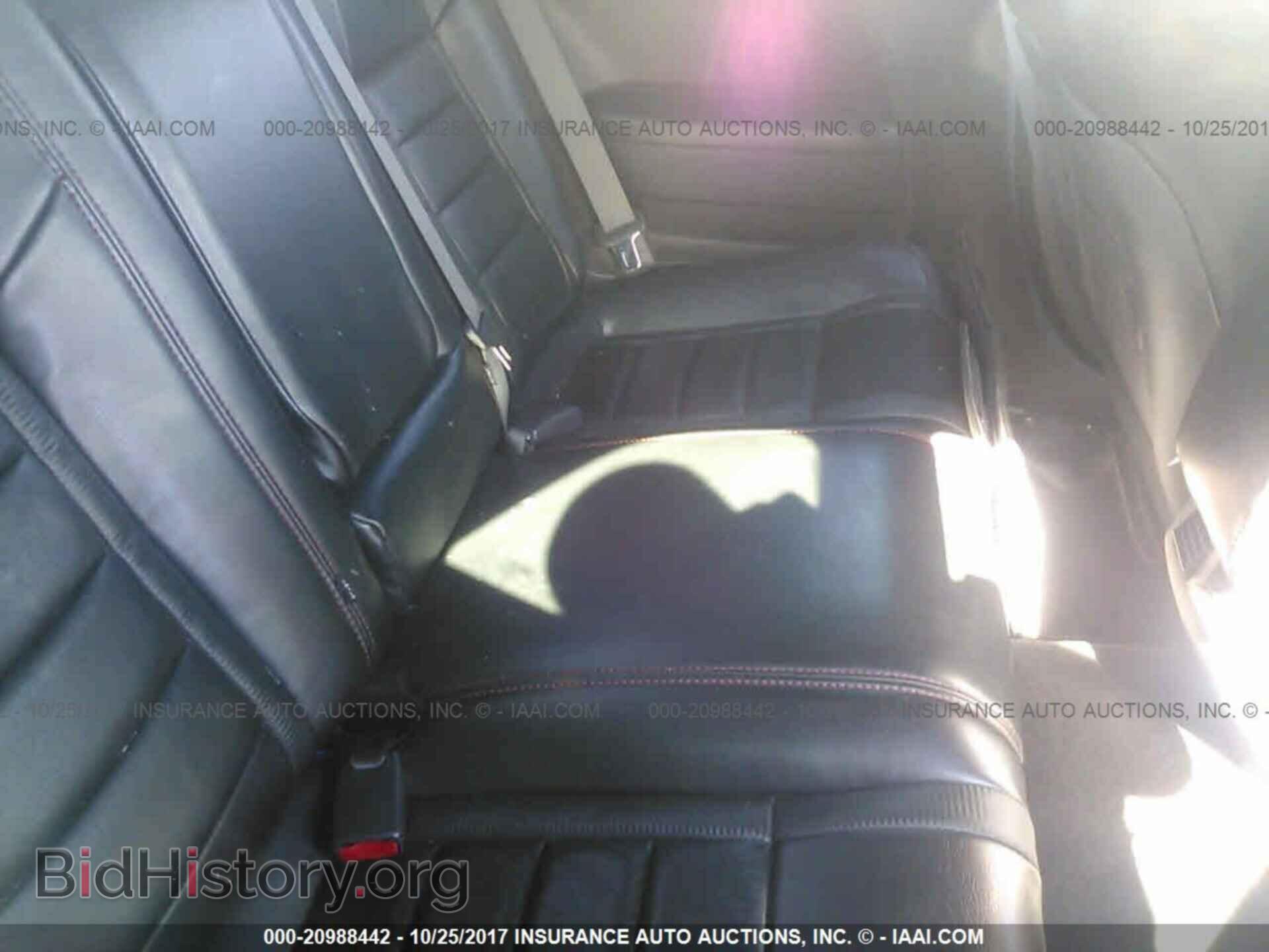 2012 Dodge Challenger - VIN: 2C3CDYAG2CH127610 - Photo 8