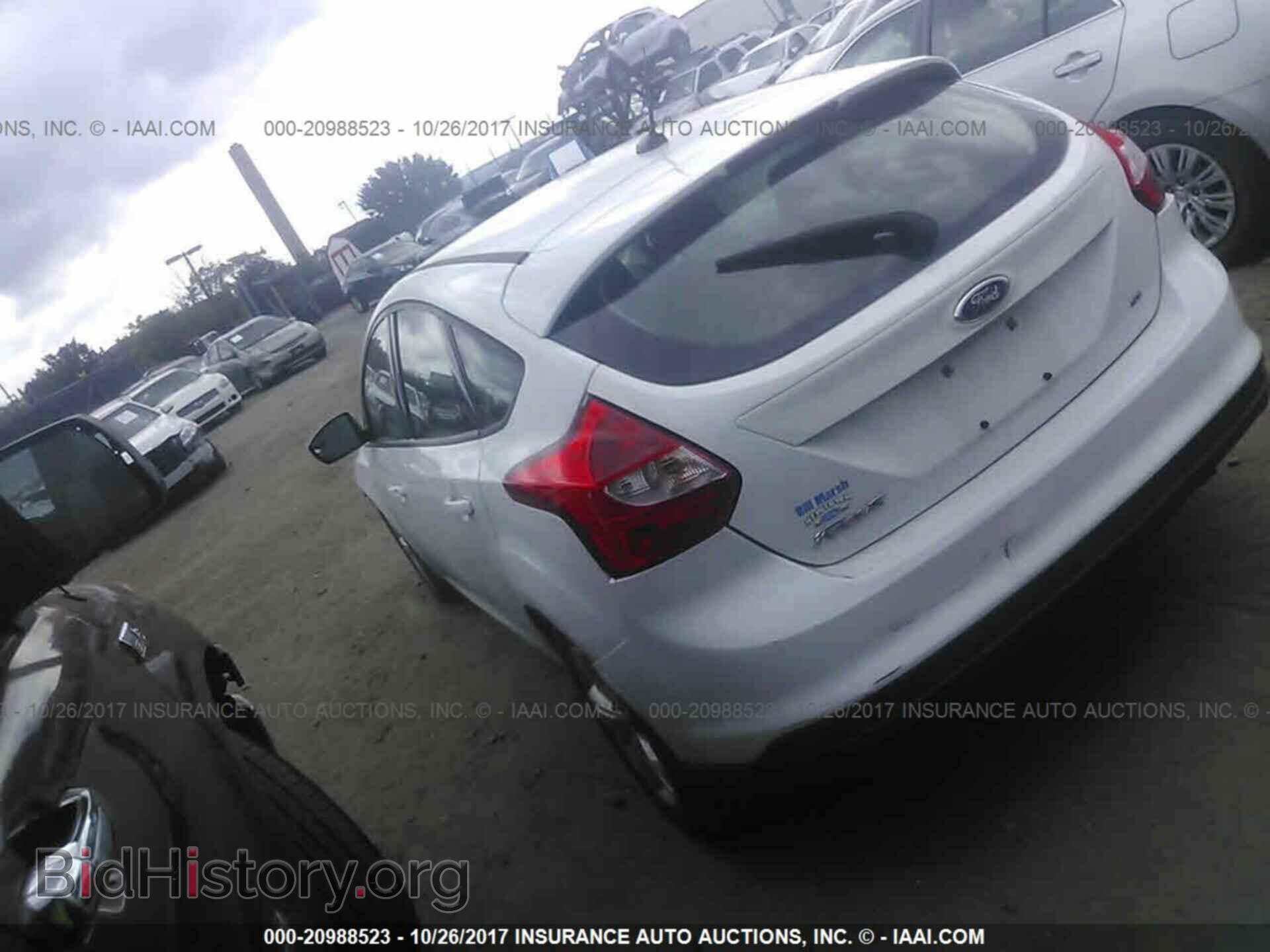 2012 Ford Focus - VIN: 1FAHP3K20CL413060 - Photo 3