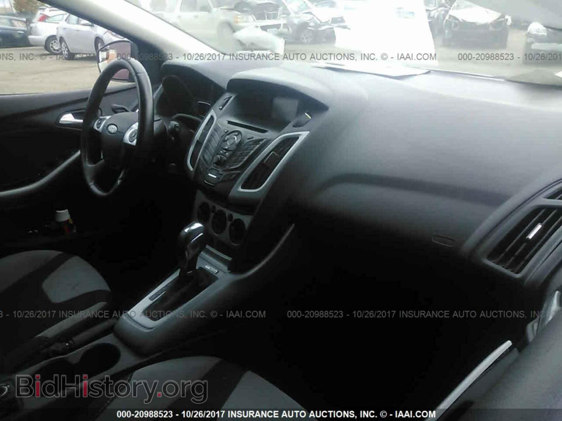 2012 Ford Focus - VIN: 1FAHP3K20CL413060 - Photo 5