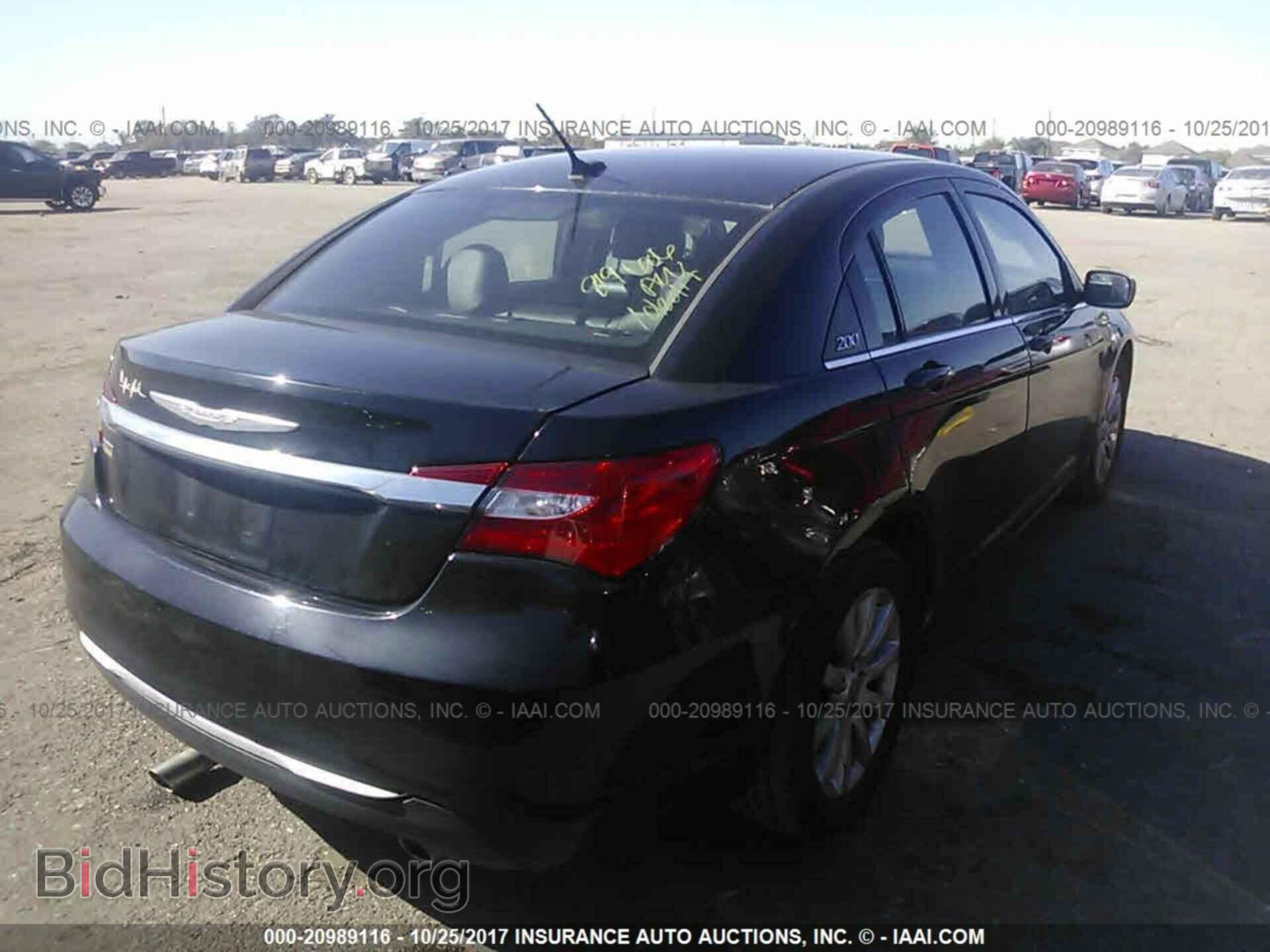 2013 Chrysler 200 - VIN: 1C3CCBBG8DN658799 - Photo 4