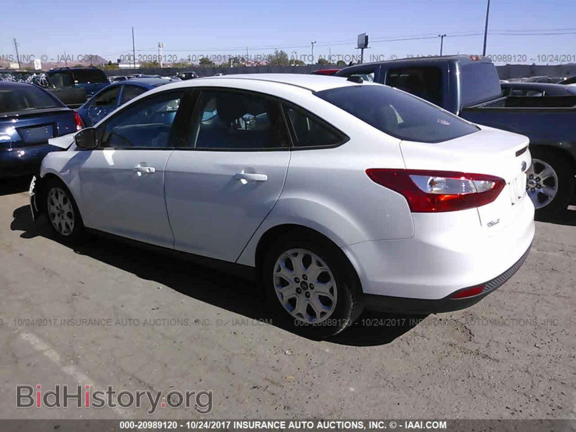 2012 Ford Focus - VIN: 1FAHP3F2XCL321531 - Photo 3