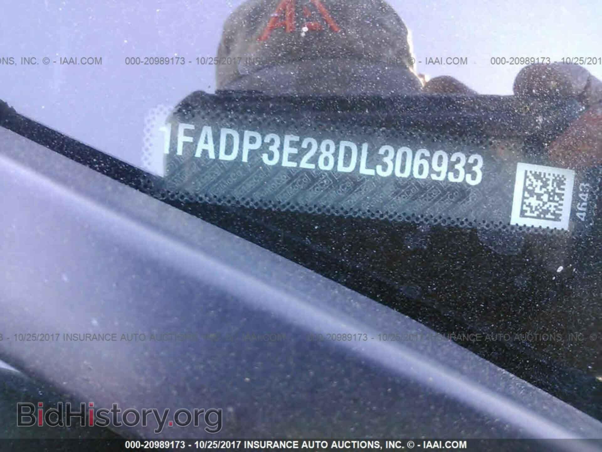 2013 Ford Focus - VIN: 1FADP3E28DL306933 - Photo 9