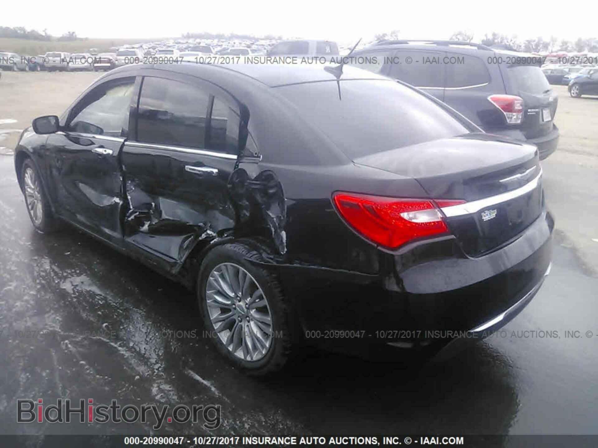 2012 Chrysler 200 - VIN: 1C3CCBCB8CN236615 - Photo 3
