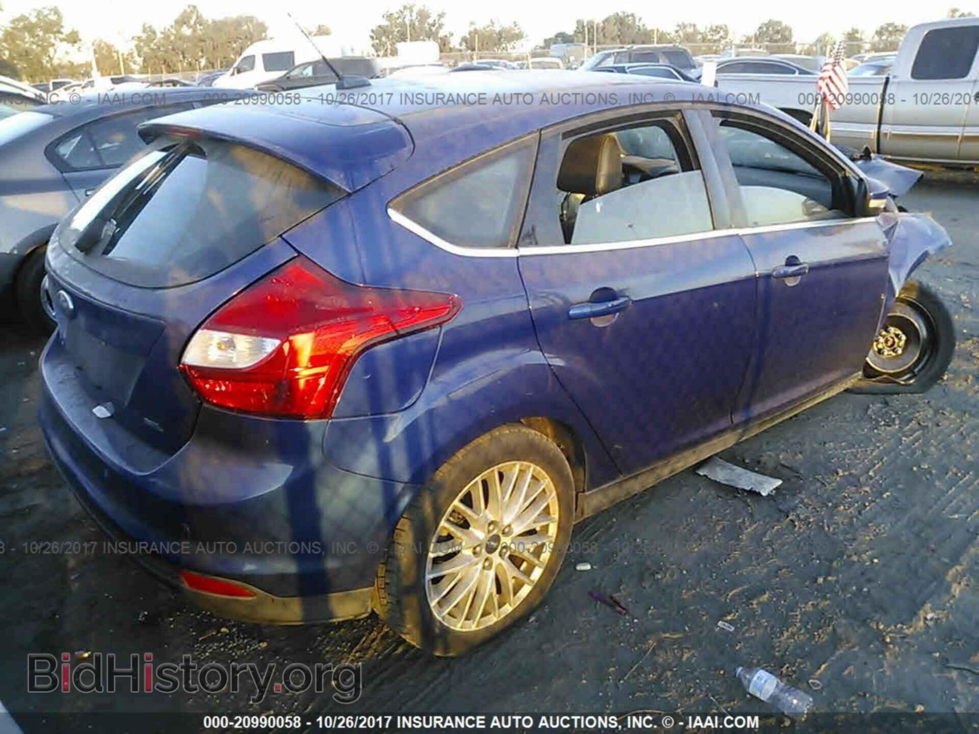 2012 Ford Focus - VIN: 1FAHP3M20CL302036 - Фото 4