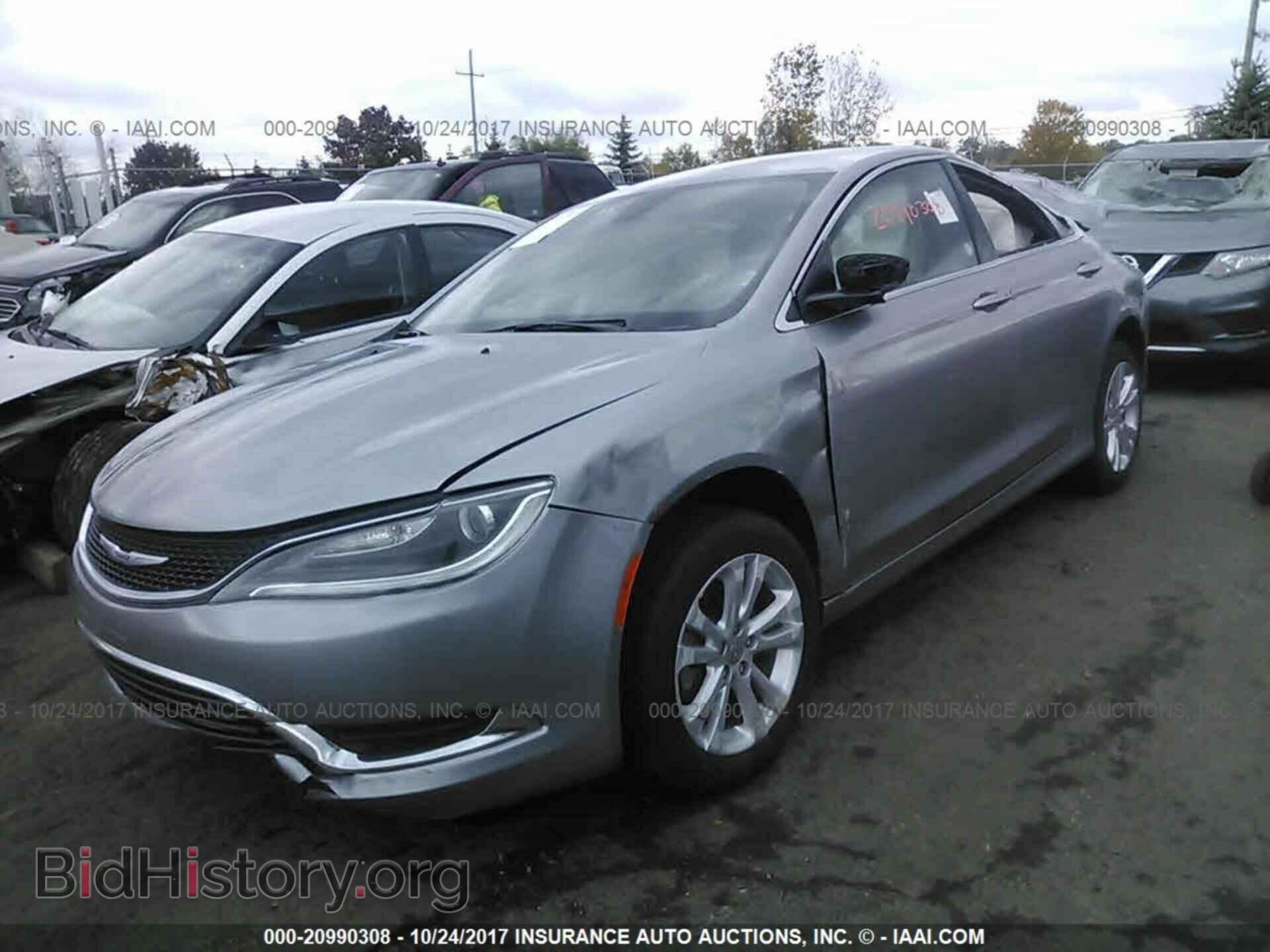 2016 Chrysler 200 - VIN: 1C3CCCAB7GN176664 - Фото 2