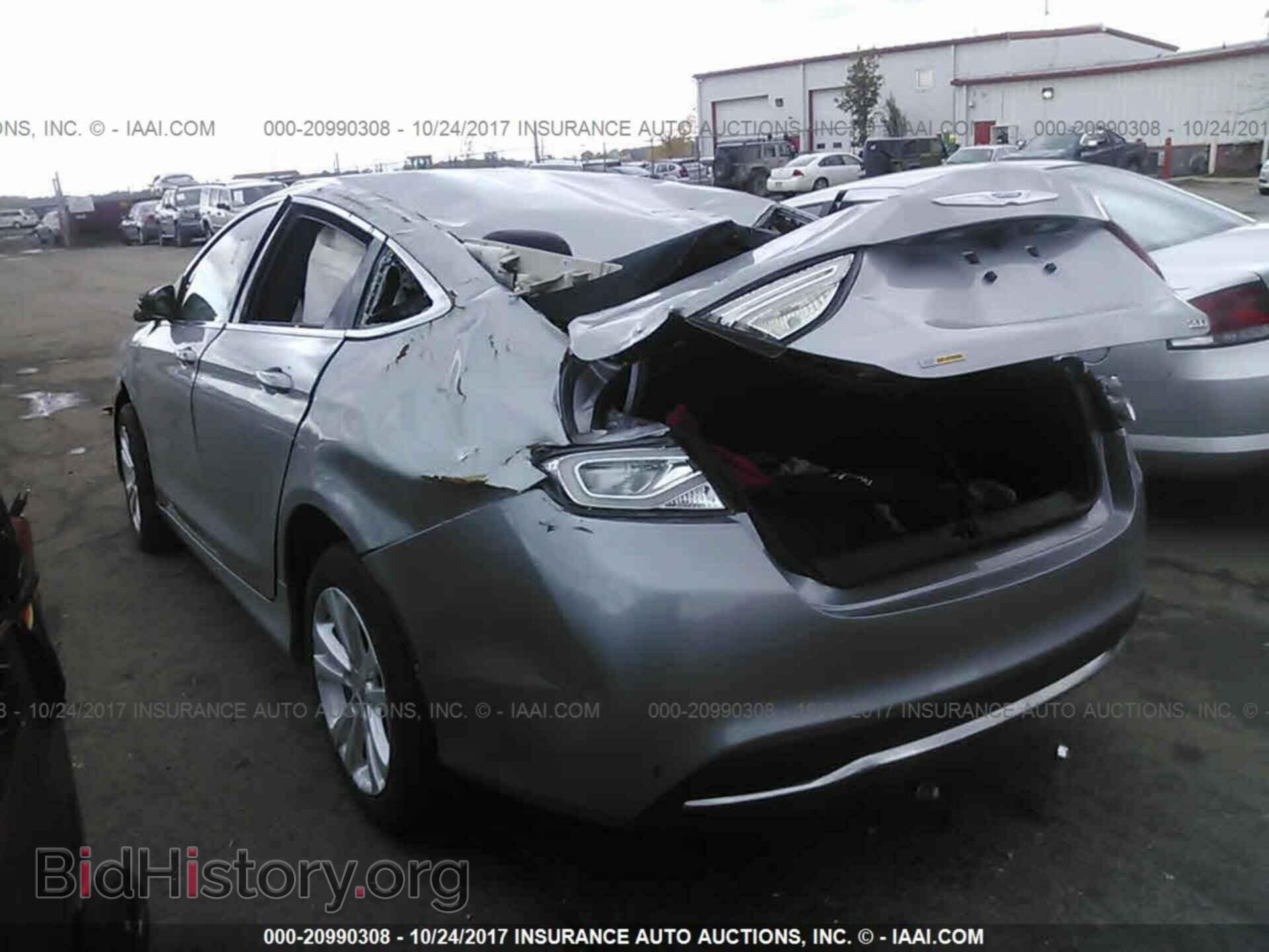 2016 Chrysler 200 - VIN: 1C3CCCAB7GN176664 - Фото 3