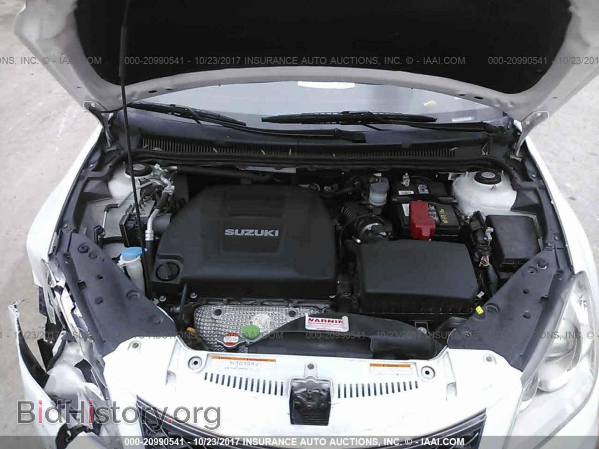 2012 Suzuki Kizashi - VIN: JS2RF9A10C6100513 - Photo 10
