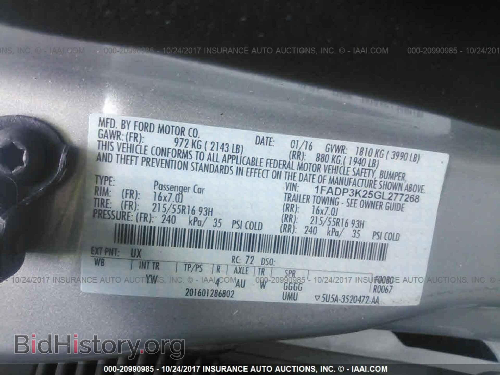 2016 Ford Focus - VIN: 1FADP3K25GL277268 - Photo 9