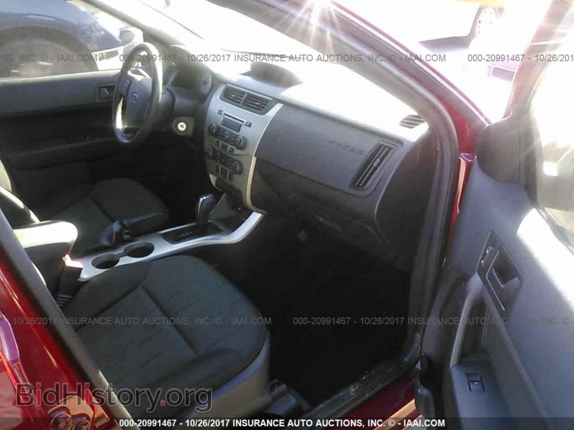 2011 Ford Focus - VIN: 1FAHP3FN4BW148371 - Фото 5