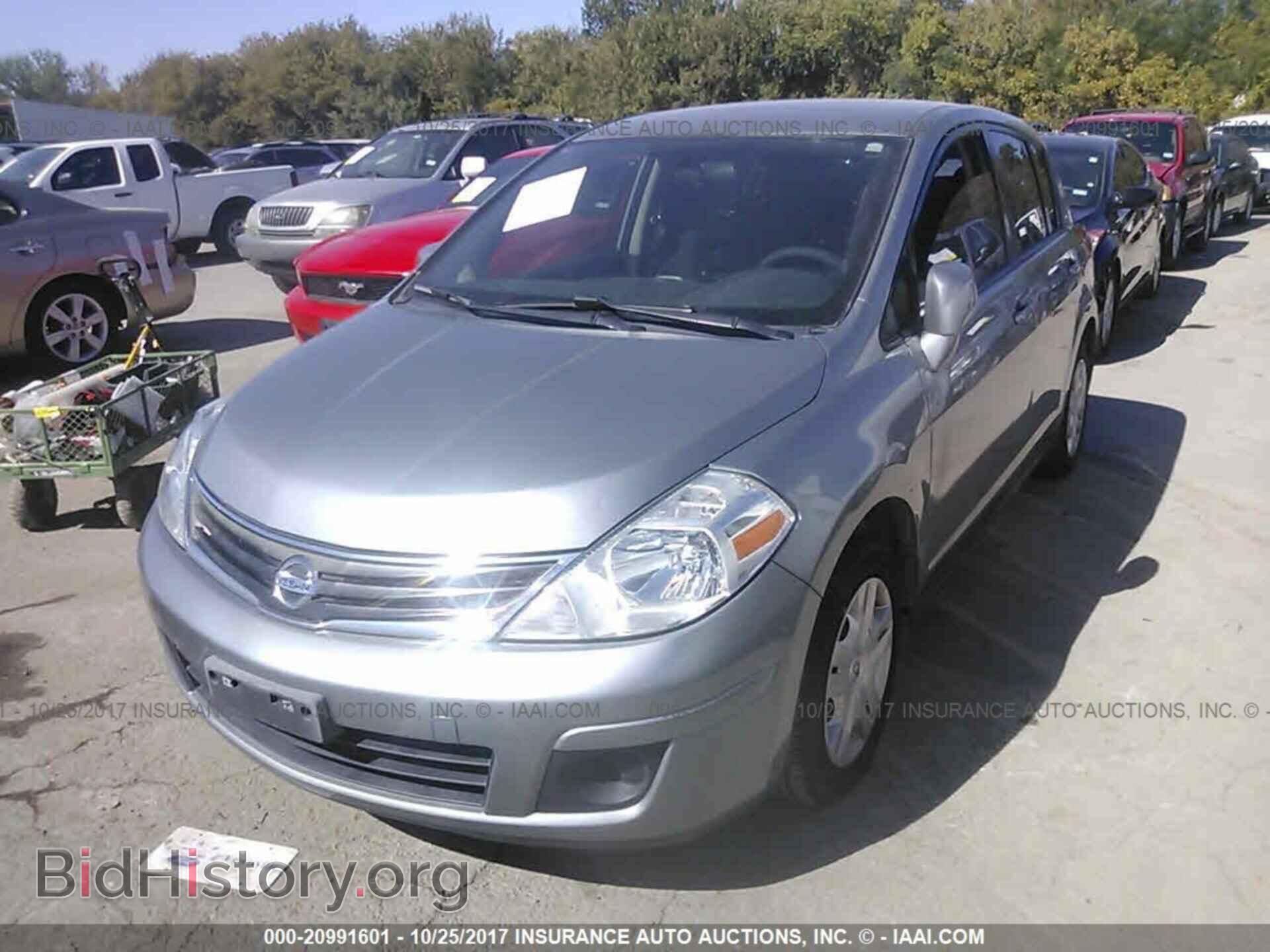 2011 Nissan Versa - VIN: 3N1BC1CPXBL455848 - Фото 2