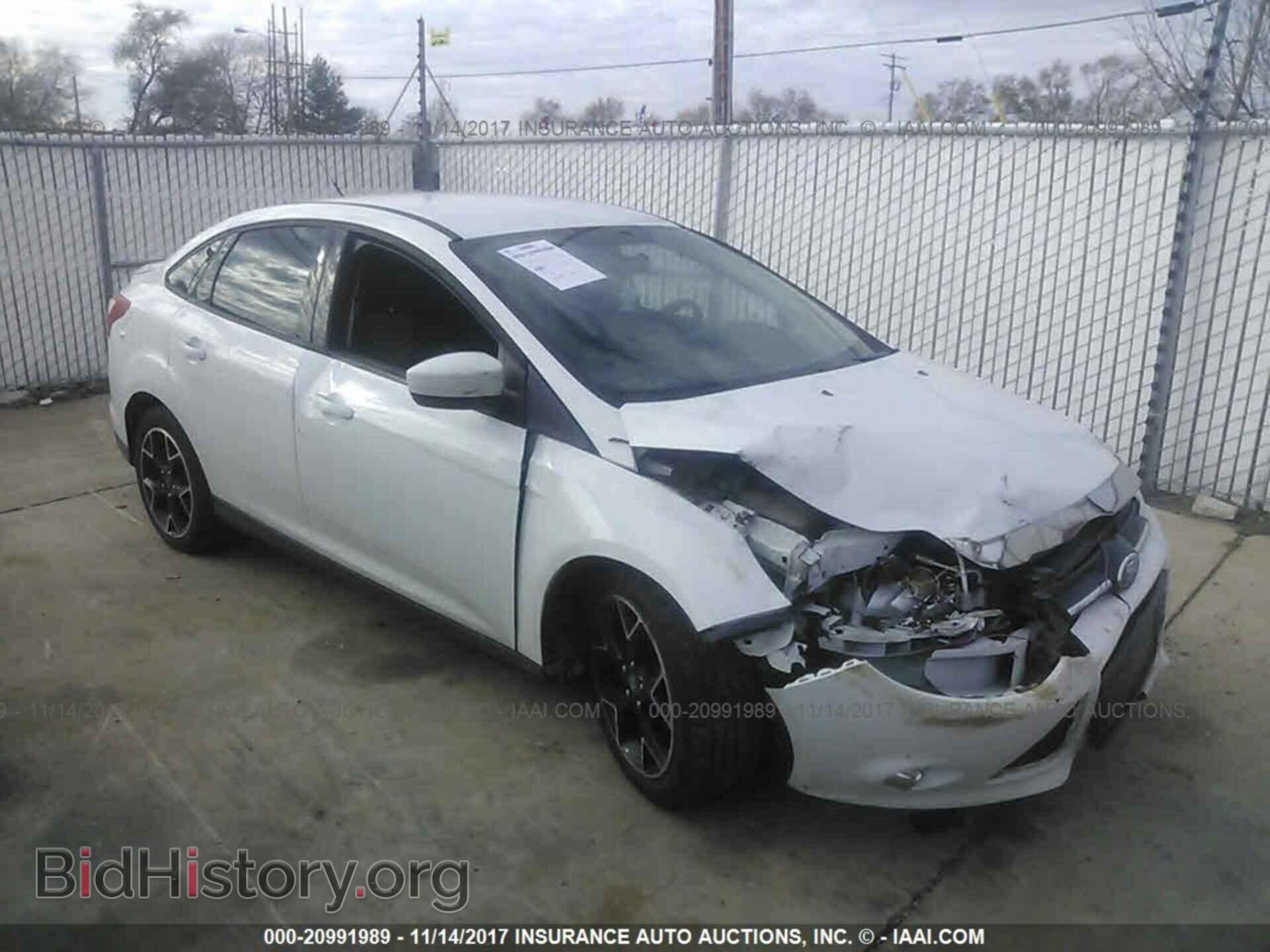 Фотография 1FAHP3F27CL267475 - Ford Focus 2012