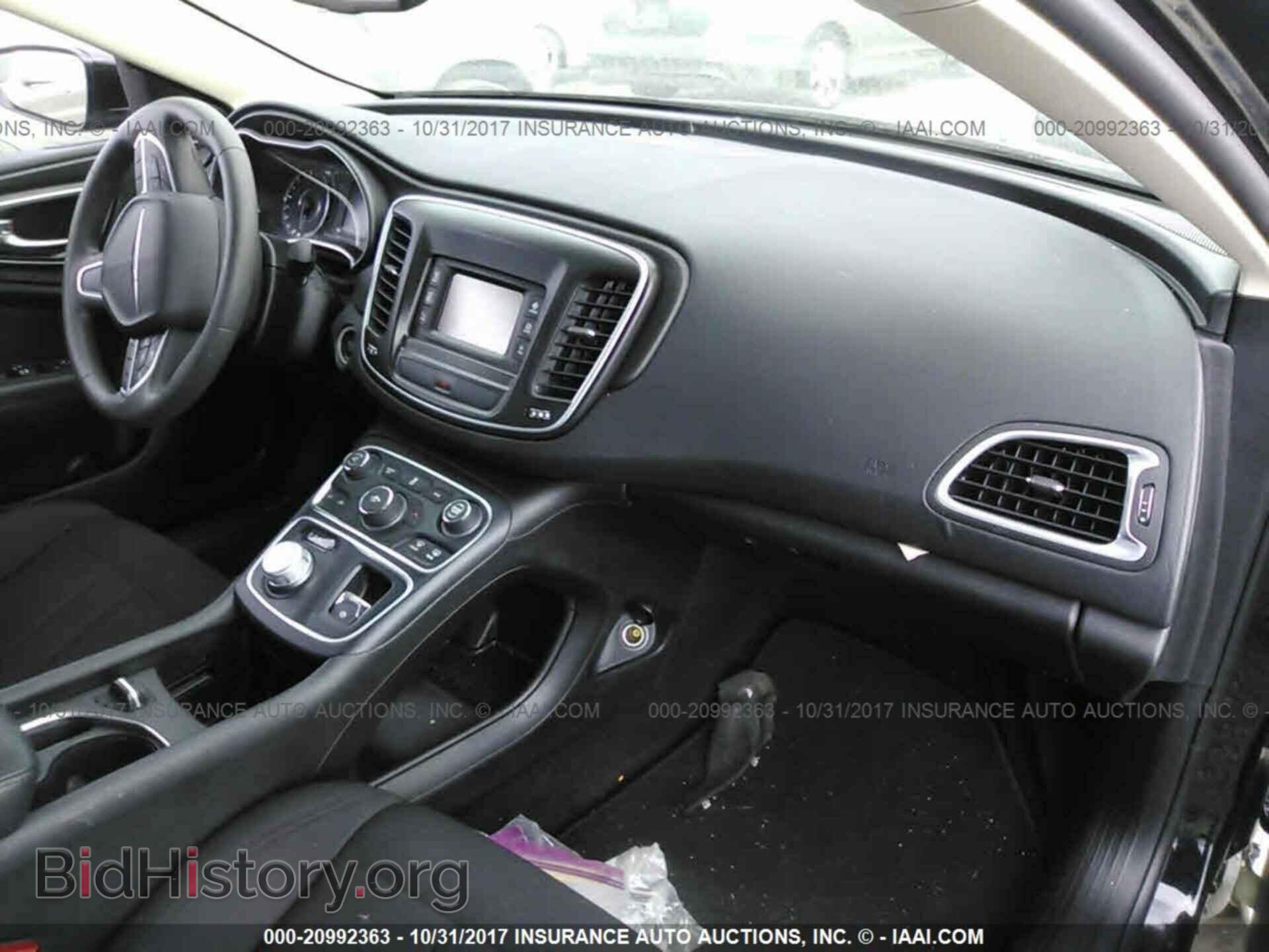 2016 Chrysler 200 - VIN: 1C3CCCAB2GN145189 - Фото 5