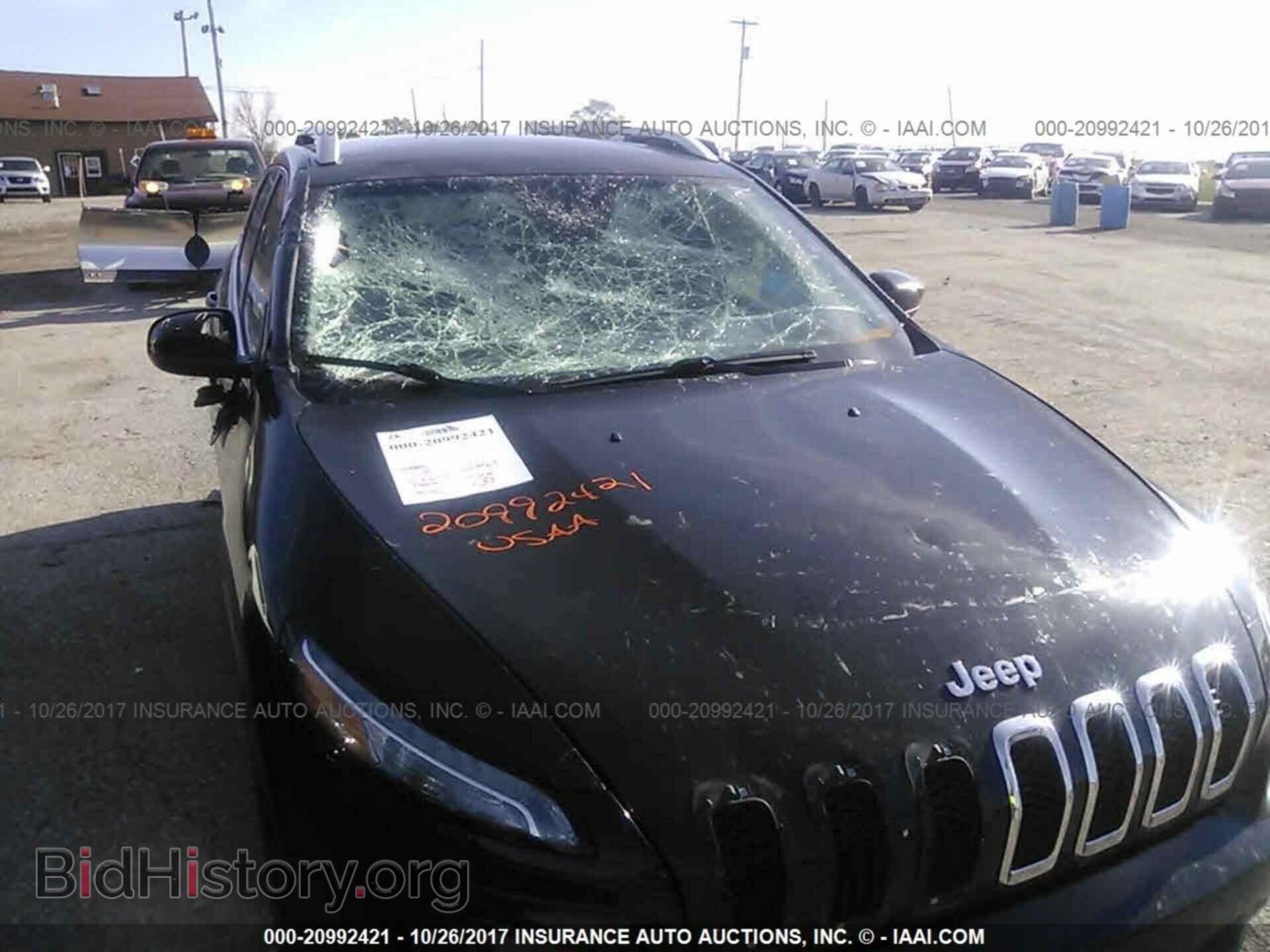 2015 Jeep Cherokee - VIN: 1C4PJMCS2FW514146 - Photo 6