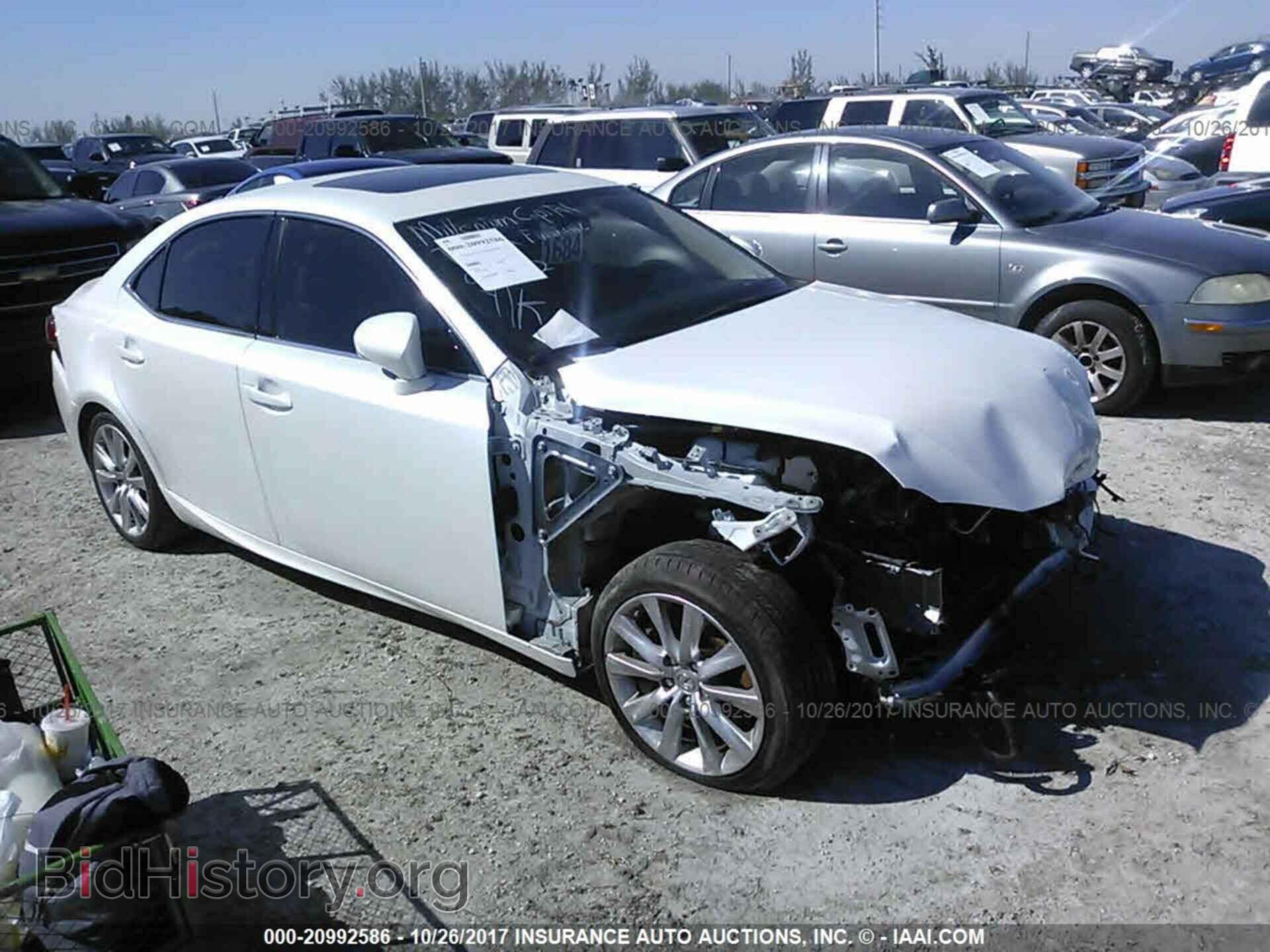Photo JTHBA1D24G5003132 - Lexus Is 2016