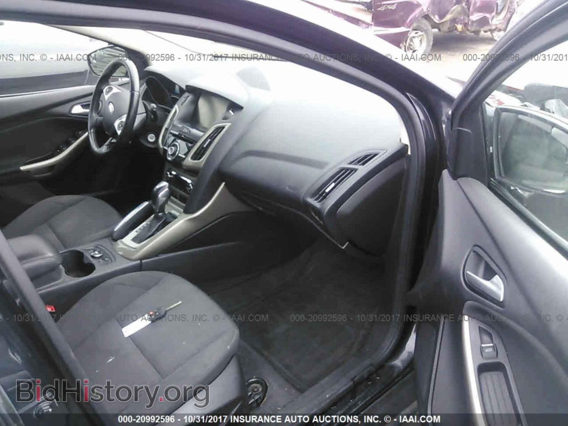 2012 Ford Focus - VIN: 1FAHP3M27CL306875 - Photo 5