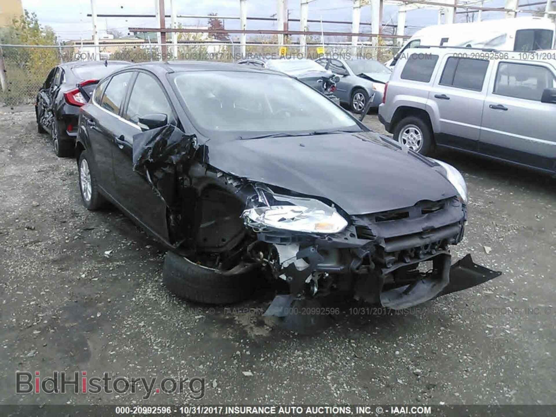 2012 Ford Focus - VIN: 1FAHP3M27CL306875 - Photo 6