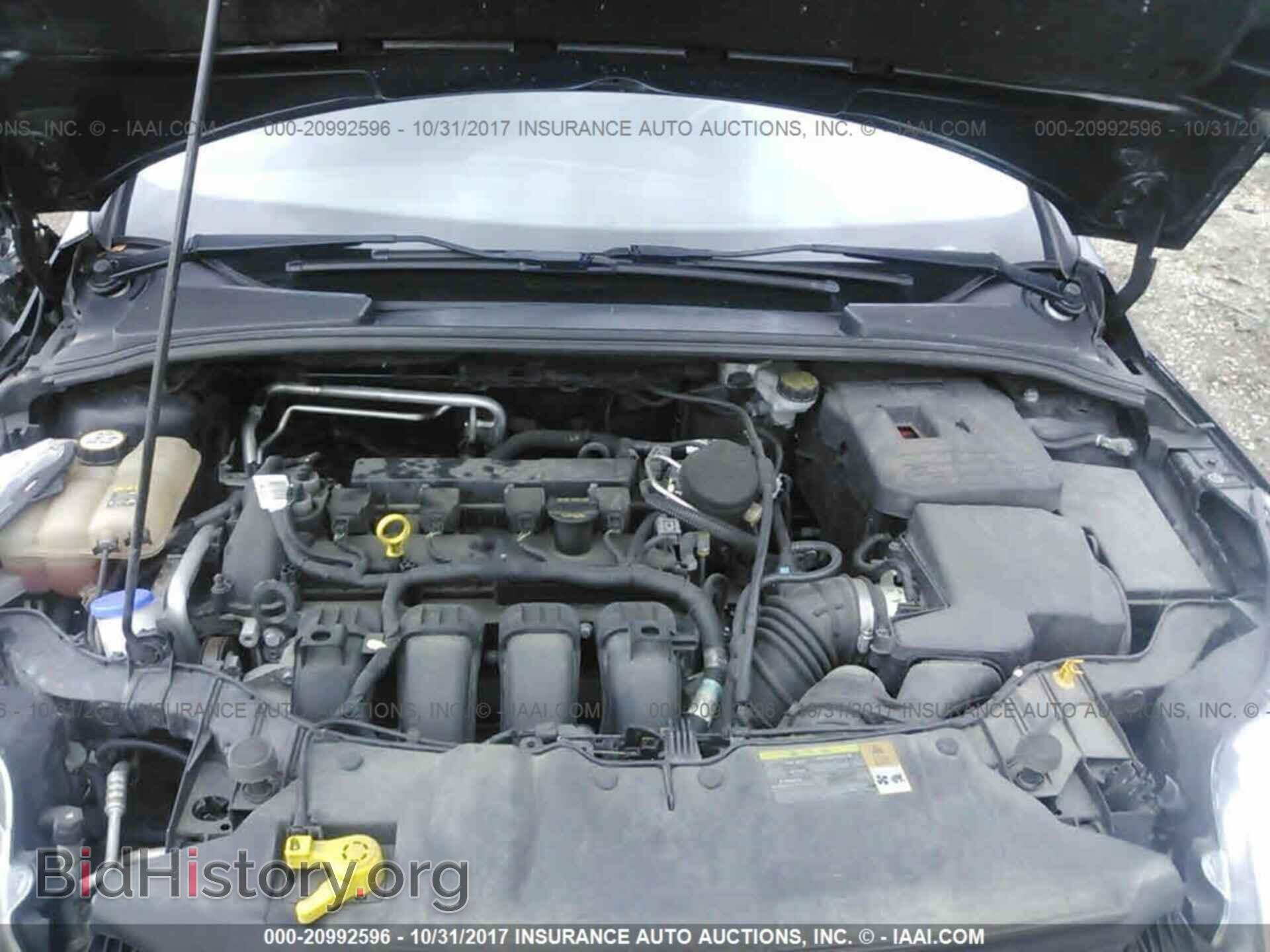 2012 Ford Focus - VIN: 1FAHP3M27CL306875 - Photo 10