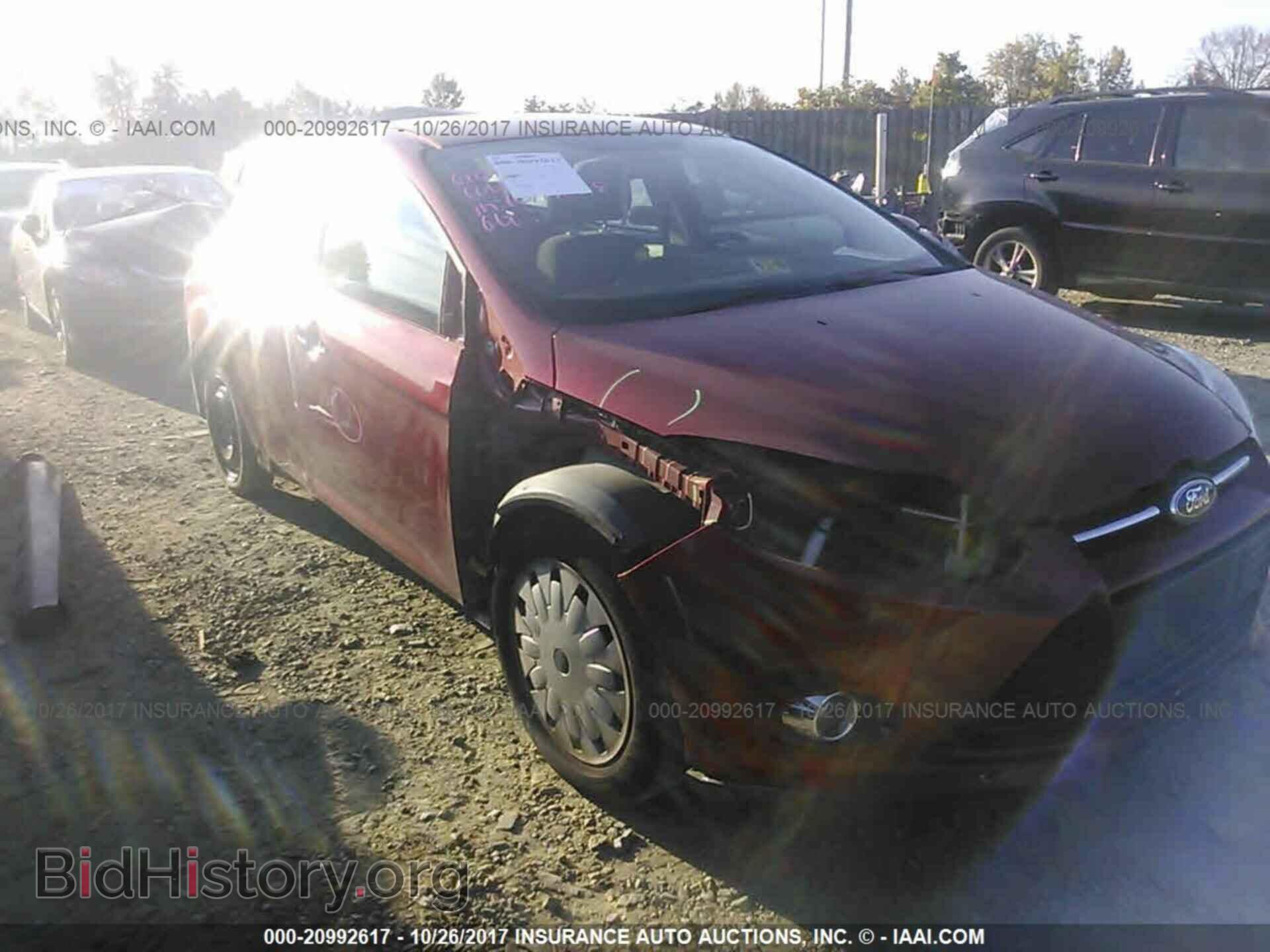 2012 Ford Focus - VIN: 1FAHP3F23CL462943 - Photo 6