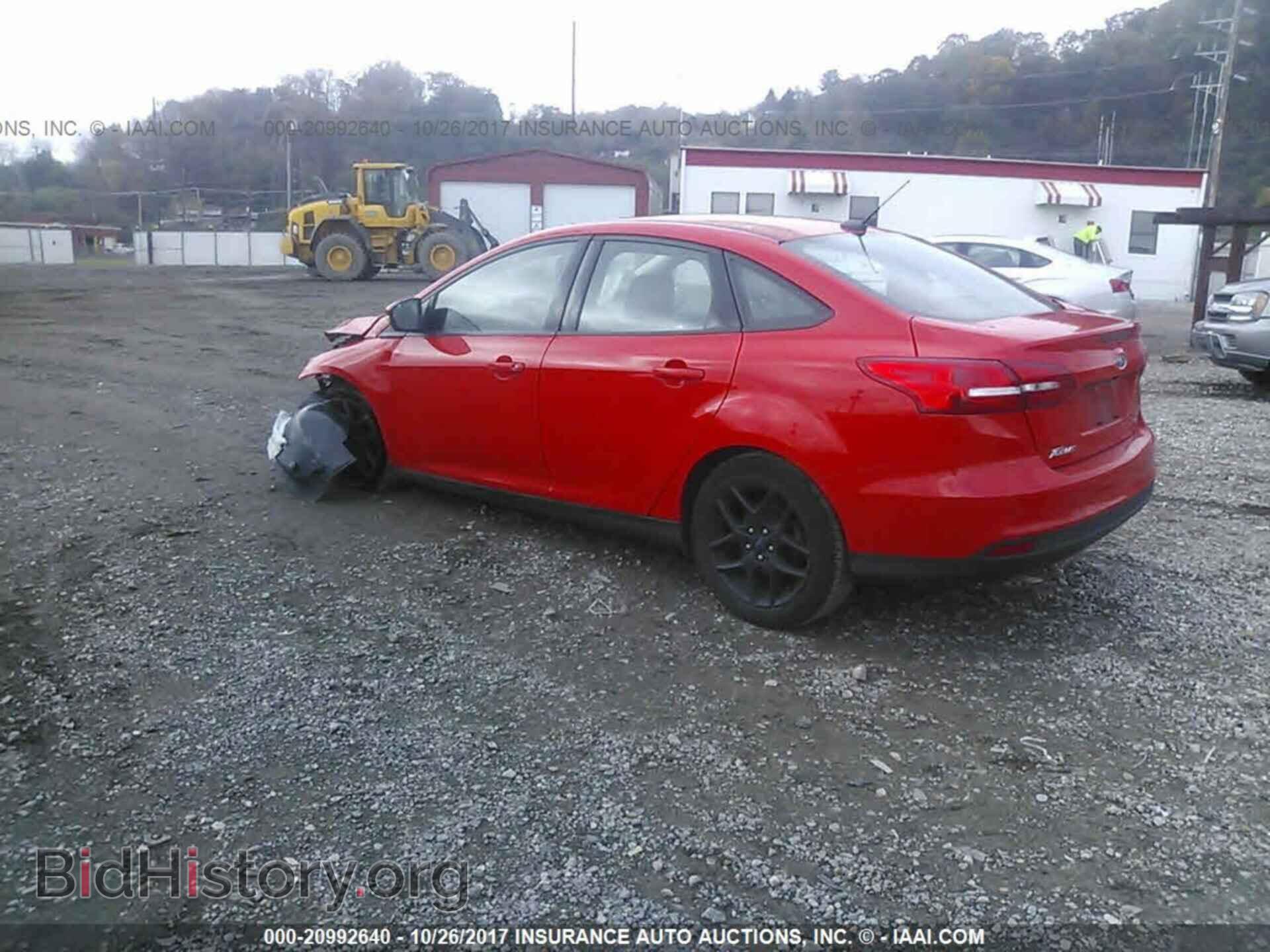 2016 Ford Focus - VIN: 1FADP3F27GL298200 - Фото 3
