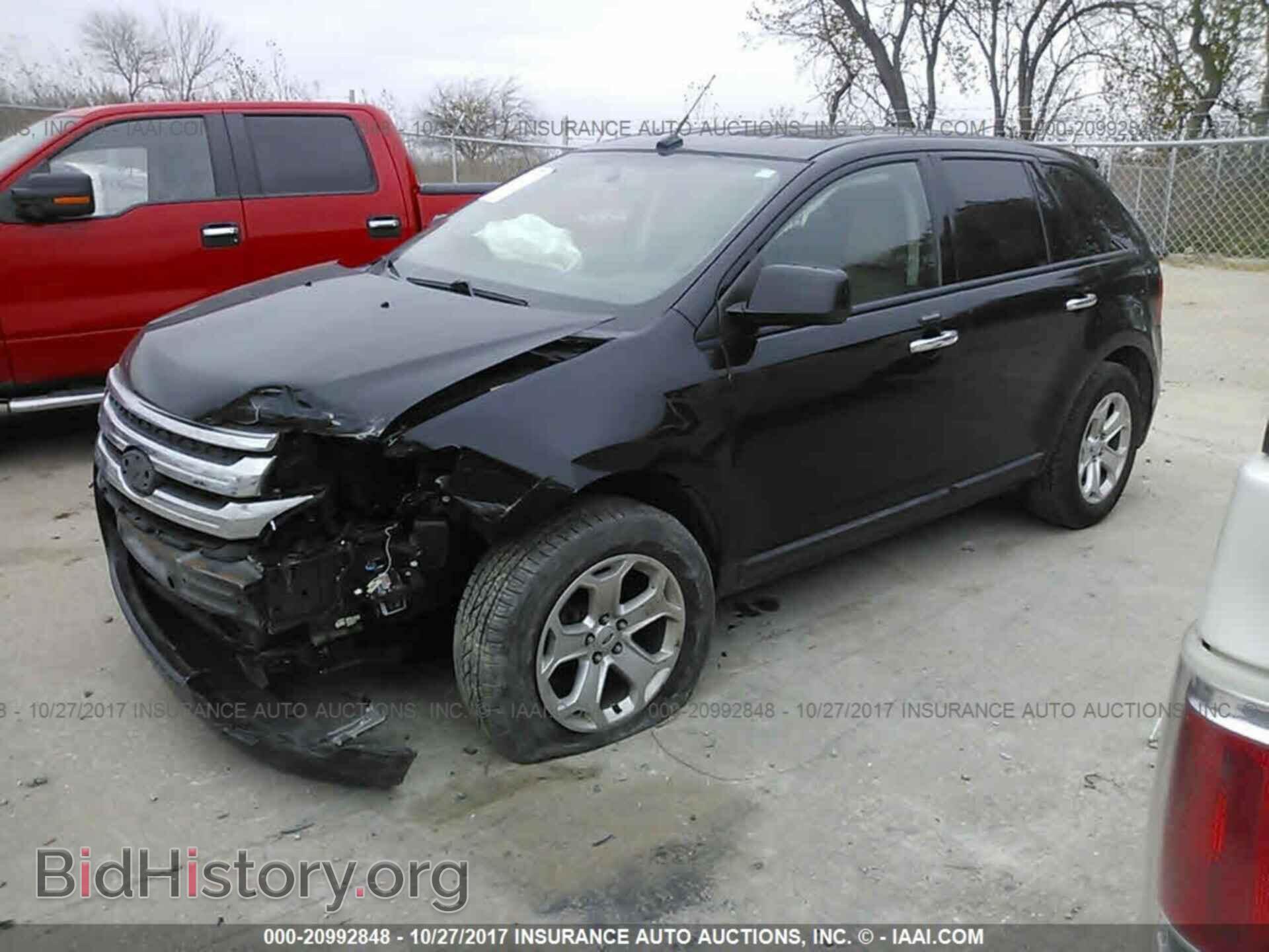 2011 Ford Edge - VIN: 2FMDK3JC2BBA00536 - Photo 2
