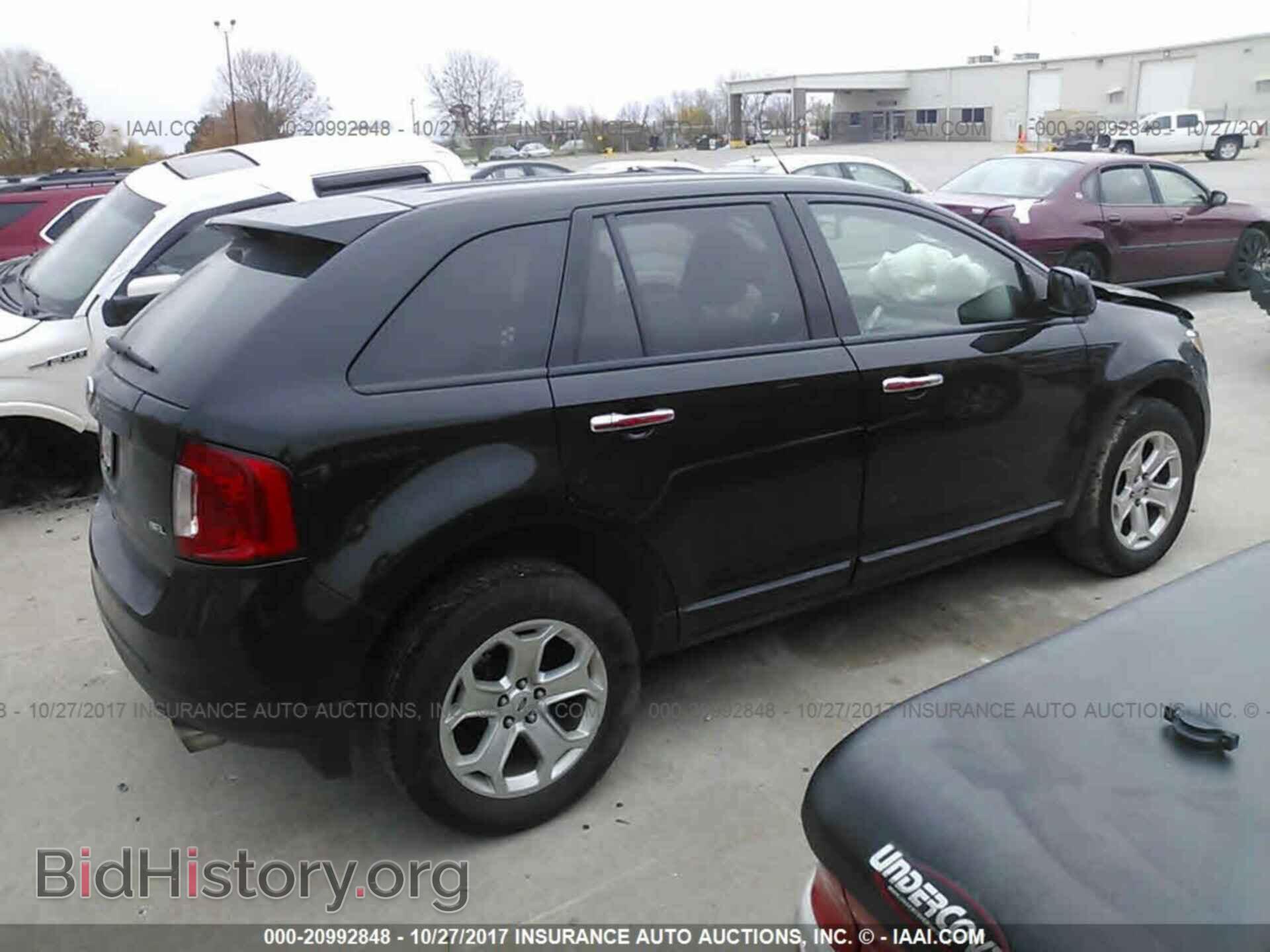 2011 Ford Edge - VIN: 2FMDK3JC2BBA00536 - Photo 4