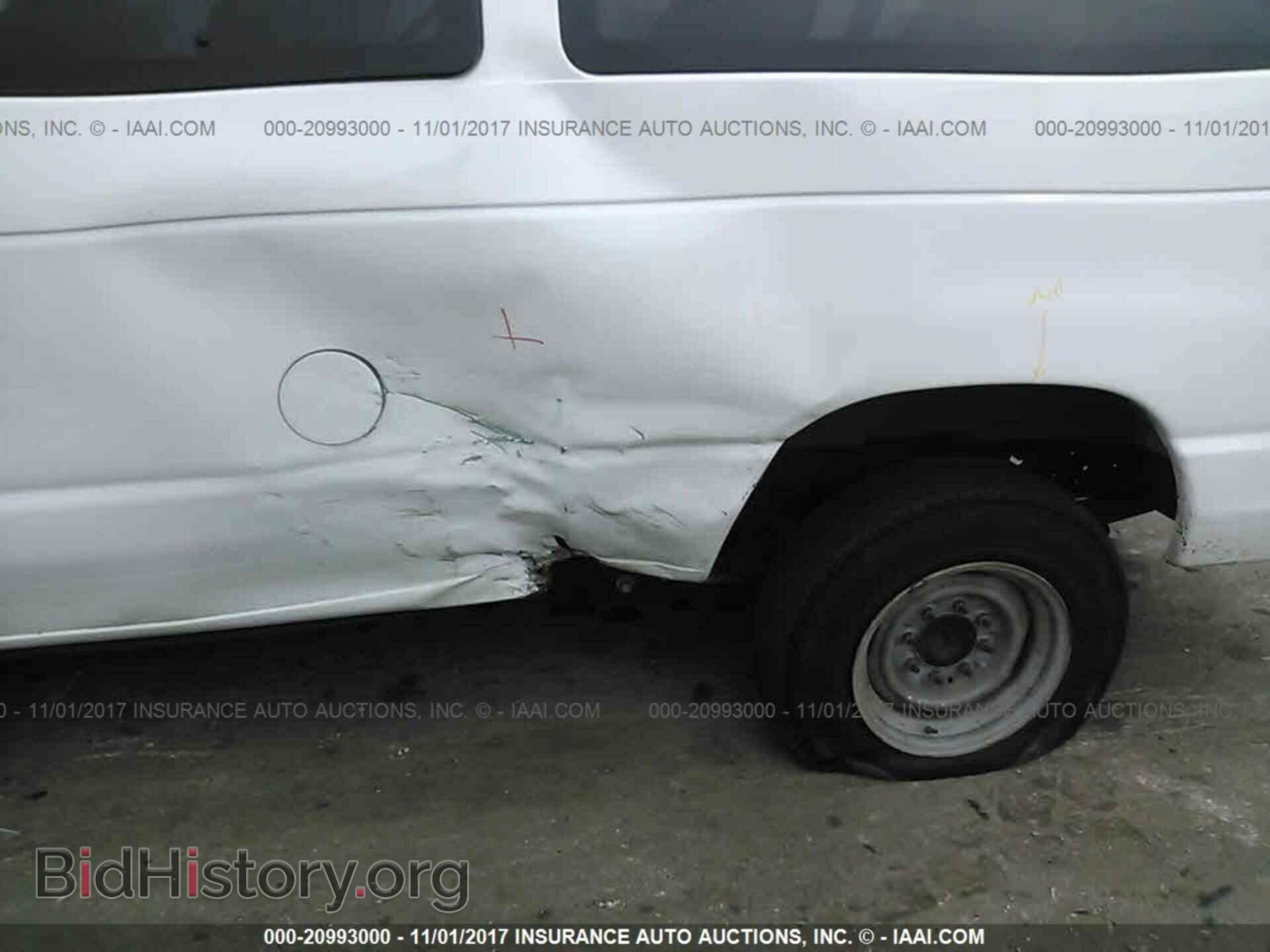 2011 Ford Econoline - VIN: 1FBNE3BL3BDA71158 - Фото 6