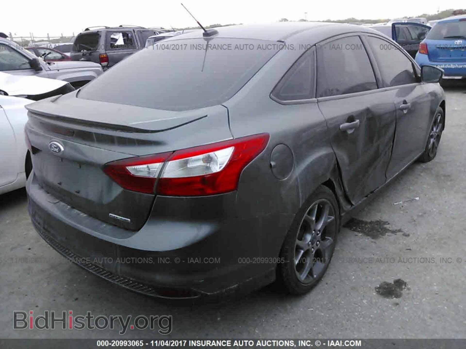 2013 Ford Focus - VIN: 1FADP3F26DL246956 - Фото 4