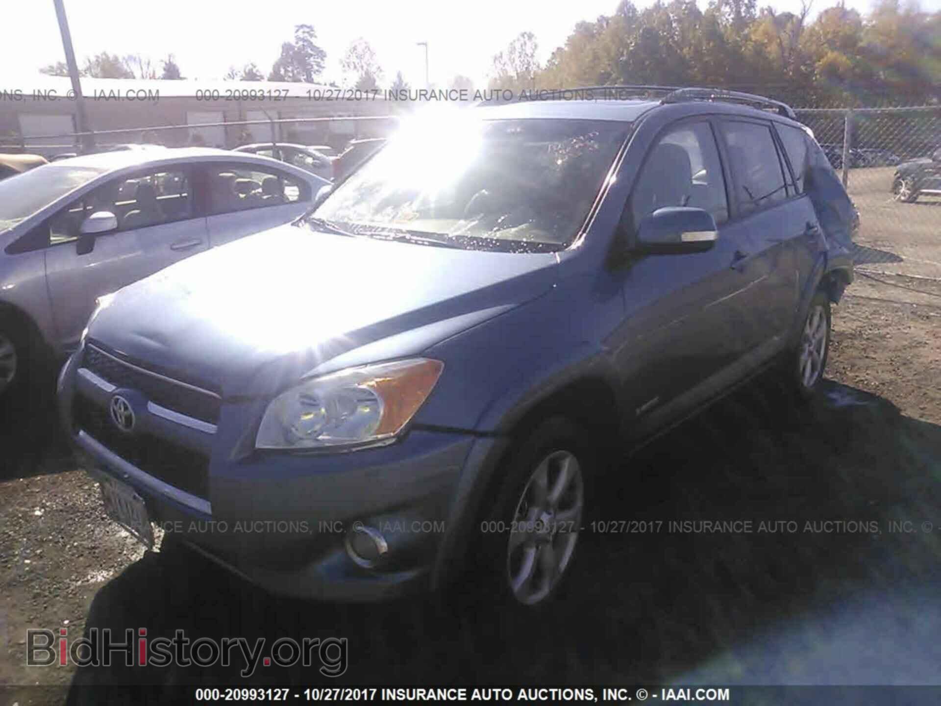 2012 Toyota Rav4 - VIN: 2T3DF4DV5CW233952 - Фото 2