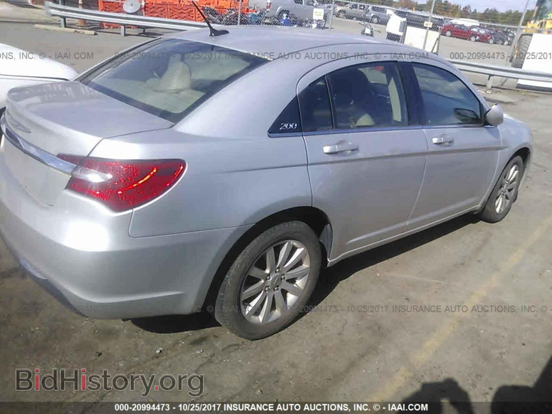2012 Chrysler 200 - VIN: 1C3CCBBB6CN170504 - Photo 4