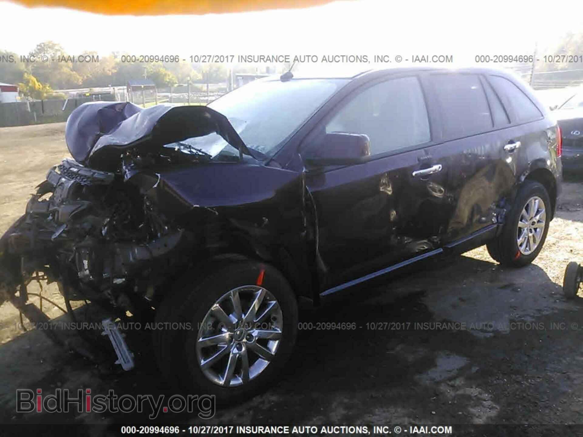 2011 Ford Edge - VIN: 2FMDK3JC8BBA35453 - Photo 2