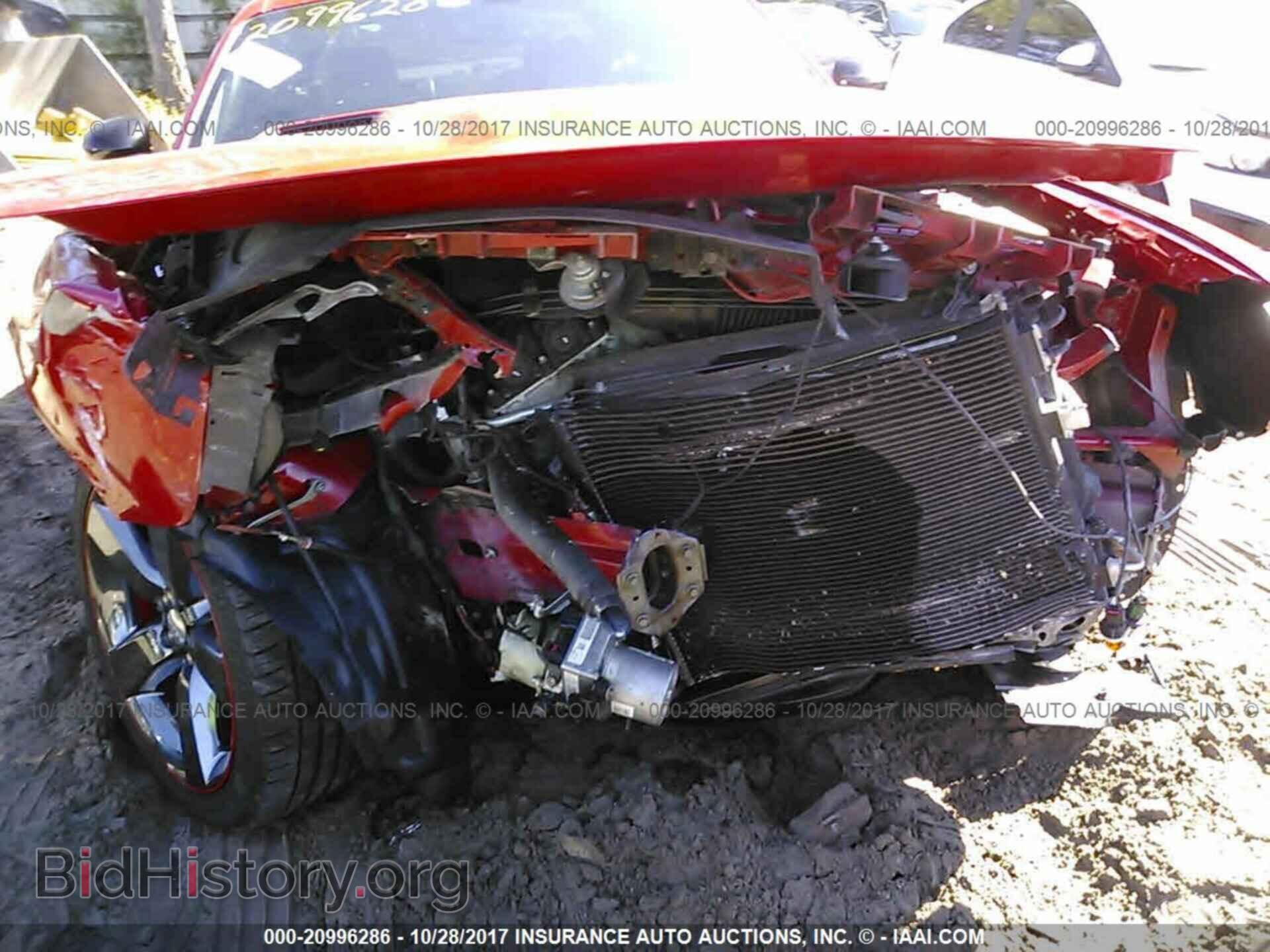 2012 Dodge Challenger - VIN: 2C3CDYAG6CH186952 - Photo 6