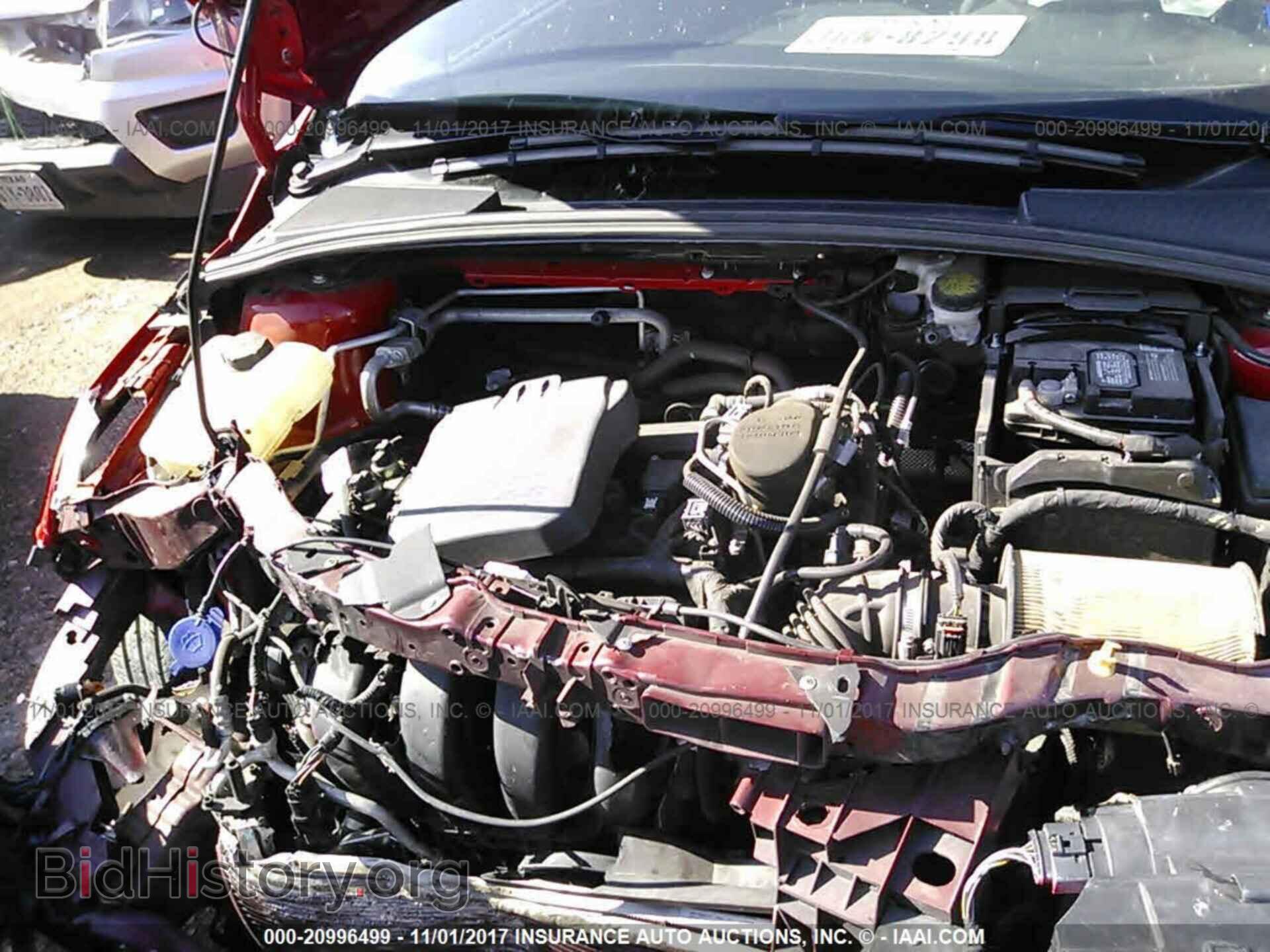 2016 Ford Focus - VIN: 1FADP3F21GL290576 - Photo 10