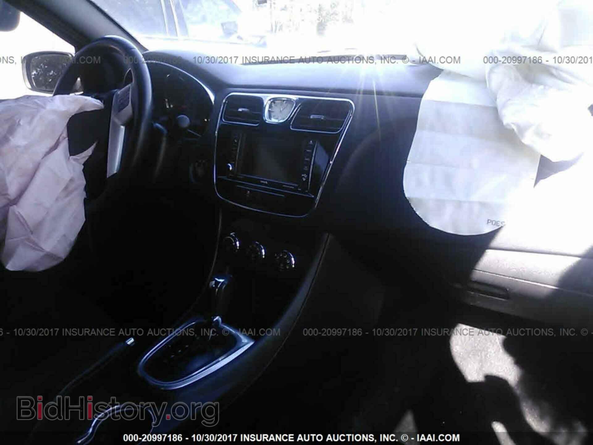 2013 Chrysler 200 - VIN: 1C3CCBBB9DN546582 - Photo 5