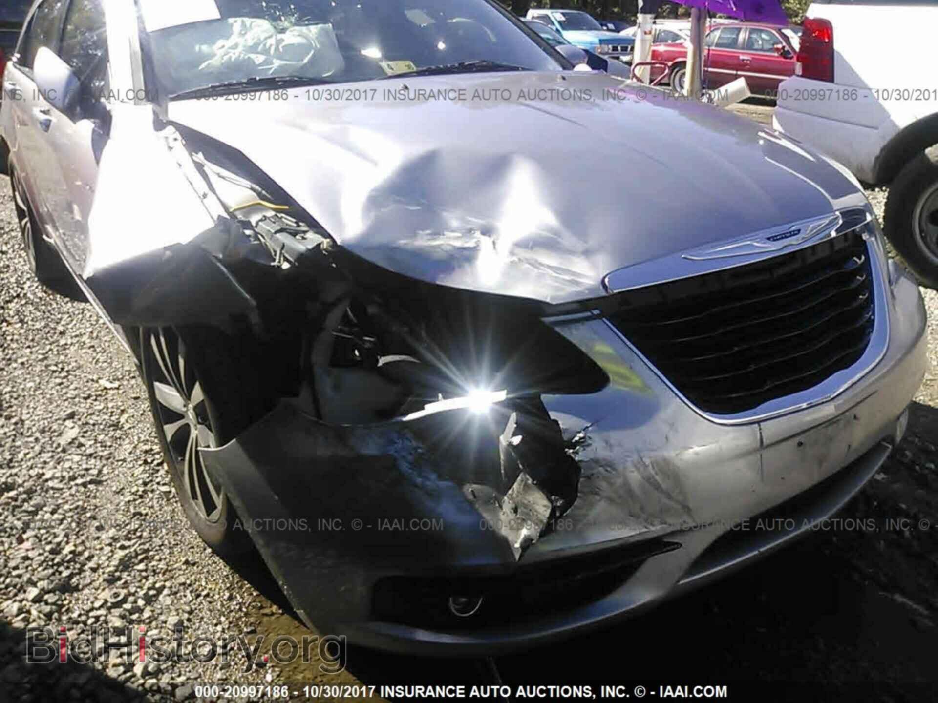 2013 Chrysler 200 - VIN: 1C3CCBBB9DN546582 - Photo 6