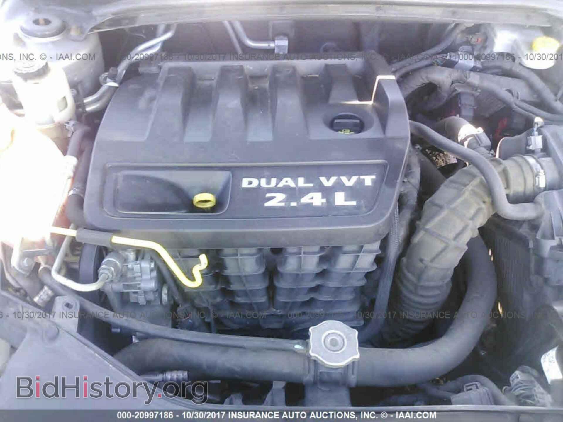 2013 Chrysler 200 - VIN: 1C3CCBBB9DN546582 - Photo 10