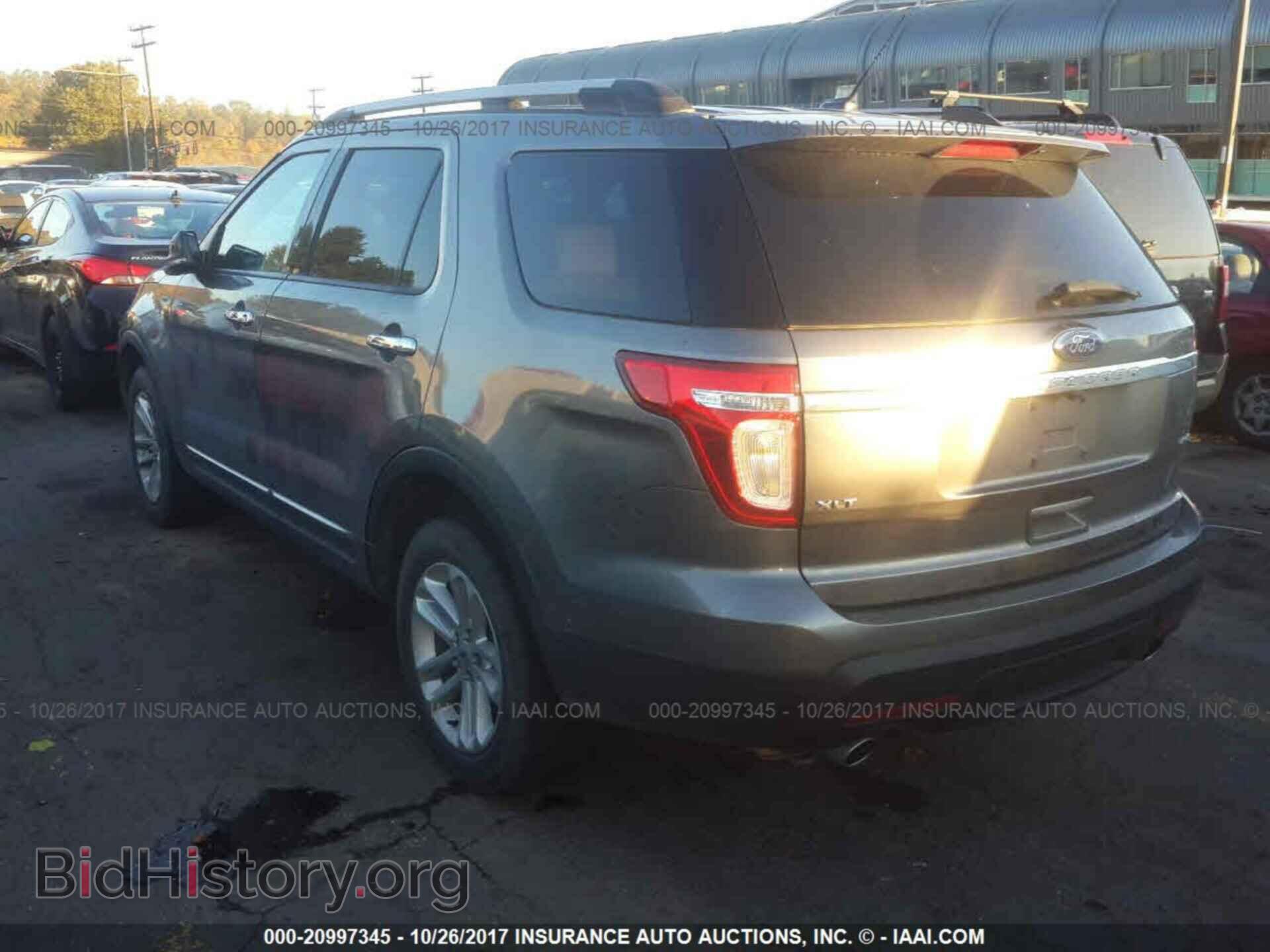2011 Ford Explorer - VIN: 1FMHK8D88BGA83842 - Фото 3