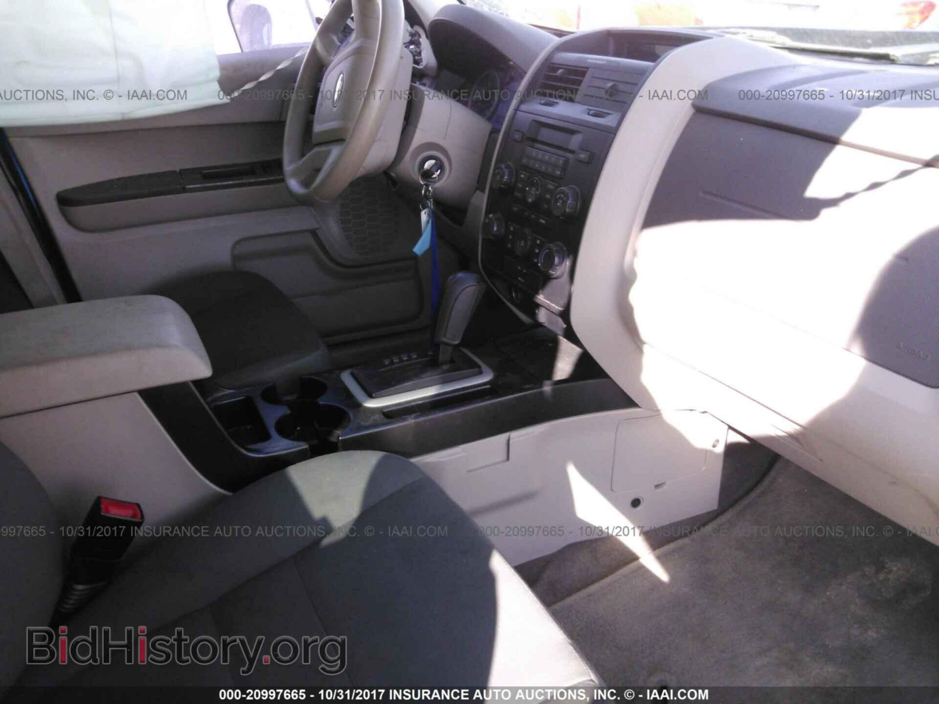 2011 Ford Escape - VIN: 1FMCU9C70BKC31515 - Фото 5