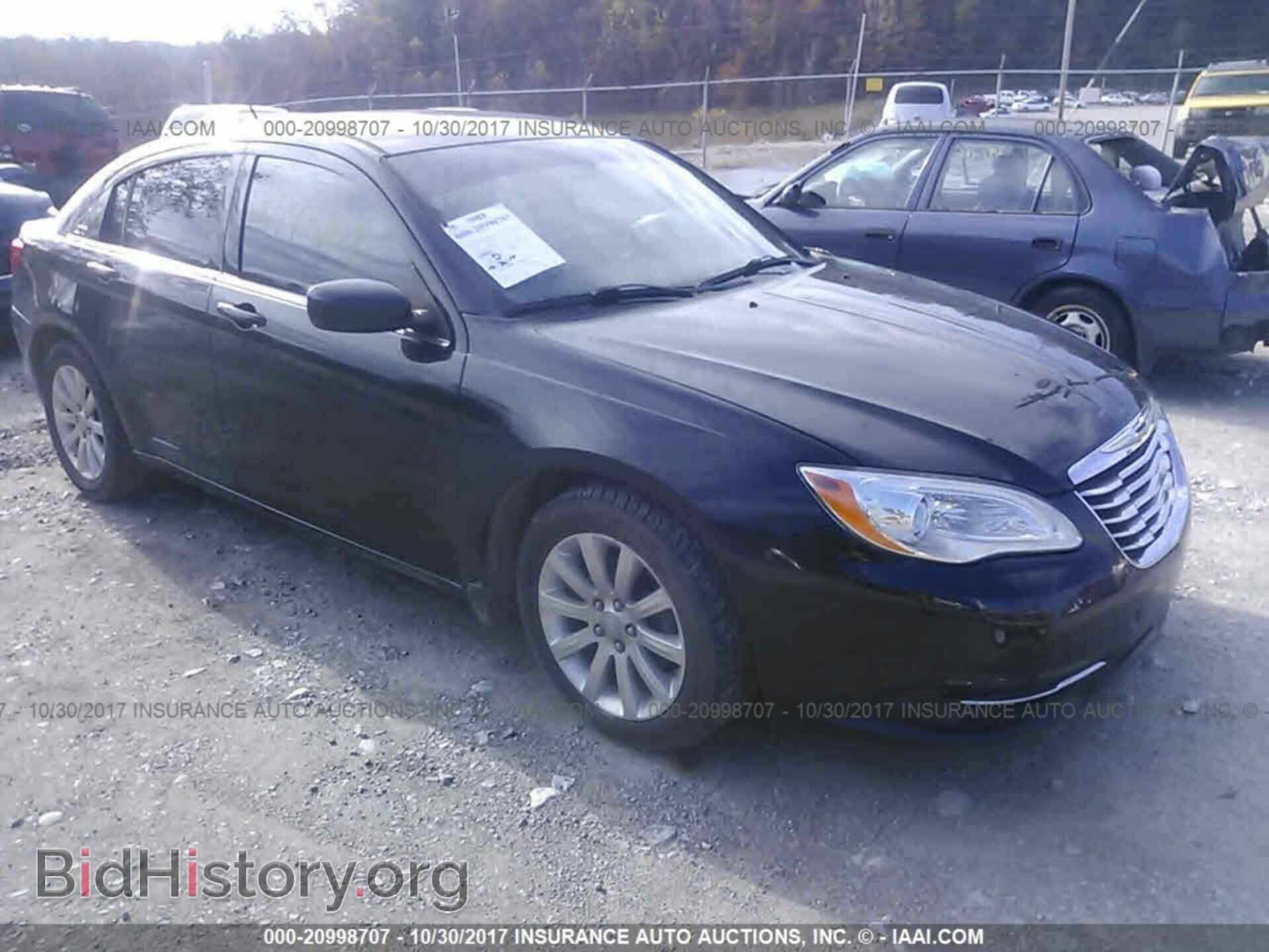 Photo 1C3BC1FG7BN503478 - Chrysler 200 2011