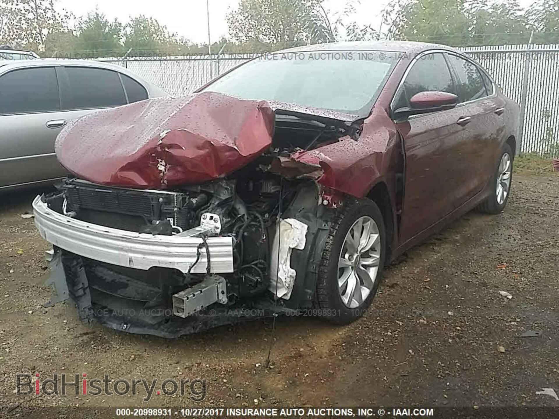 2015 Chrysler 200 - VIN: 1C3CCCCG0FN517412 - Фото 2