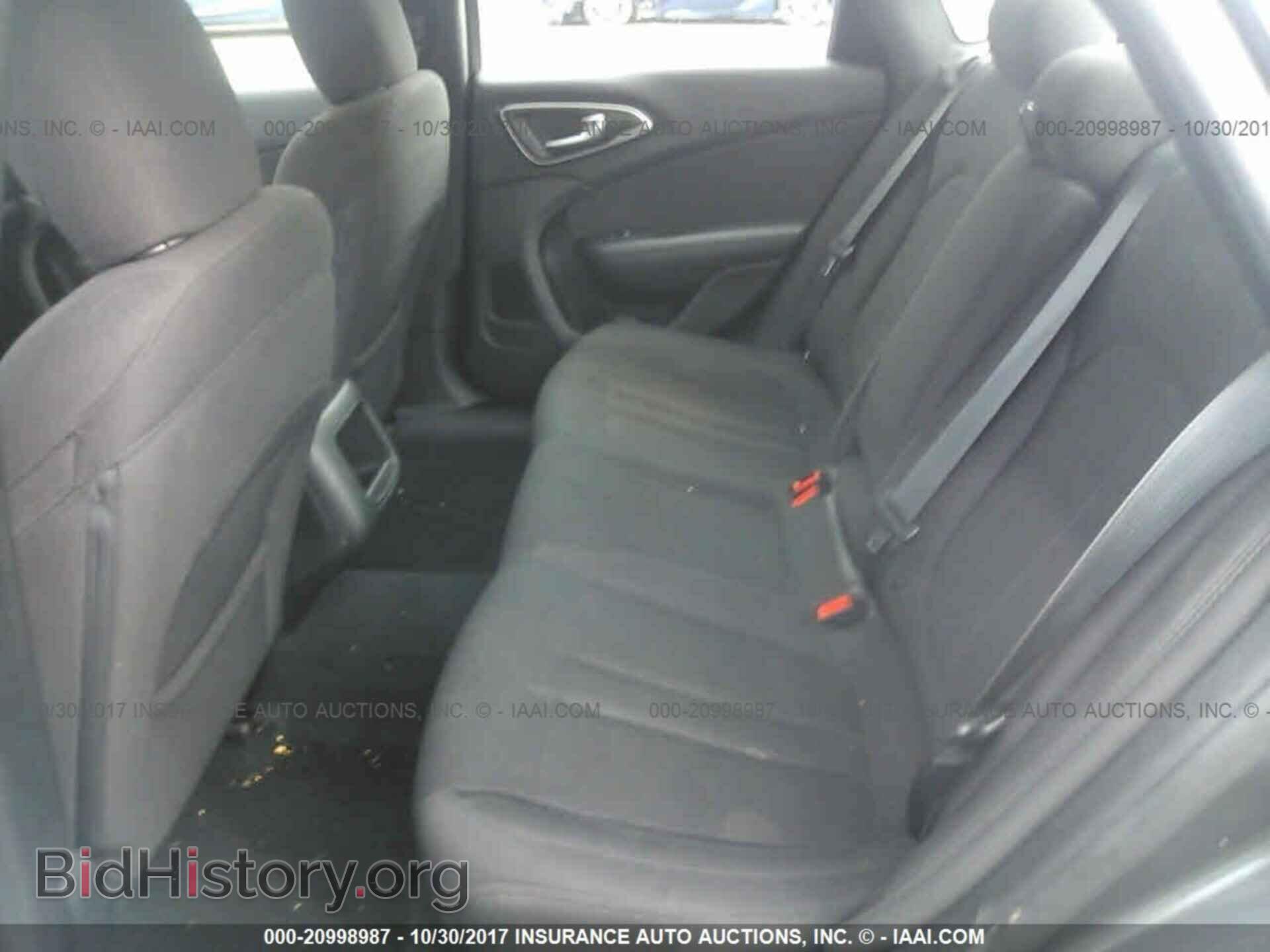 2015 Chrysler 200 - VIN: 1C3CCCAB4FN649077 - Фото 8